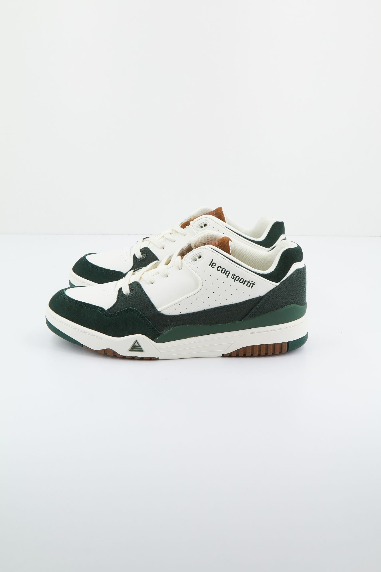 LE COQ SPORTIF DYNACTIF T1000 FELT en color BLANCO (2)