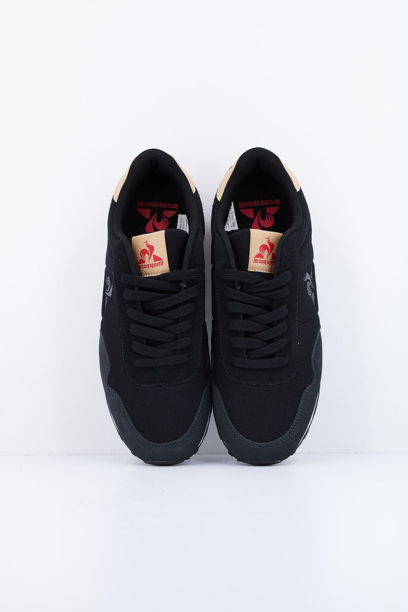 LE COQ SPORTIF ASTRA TWILL en color NEGRO (2)