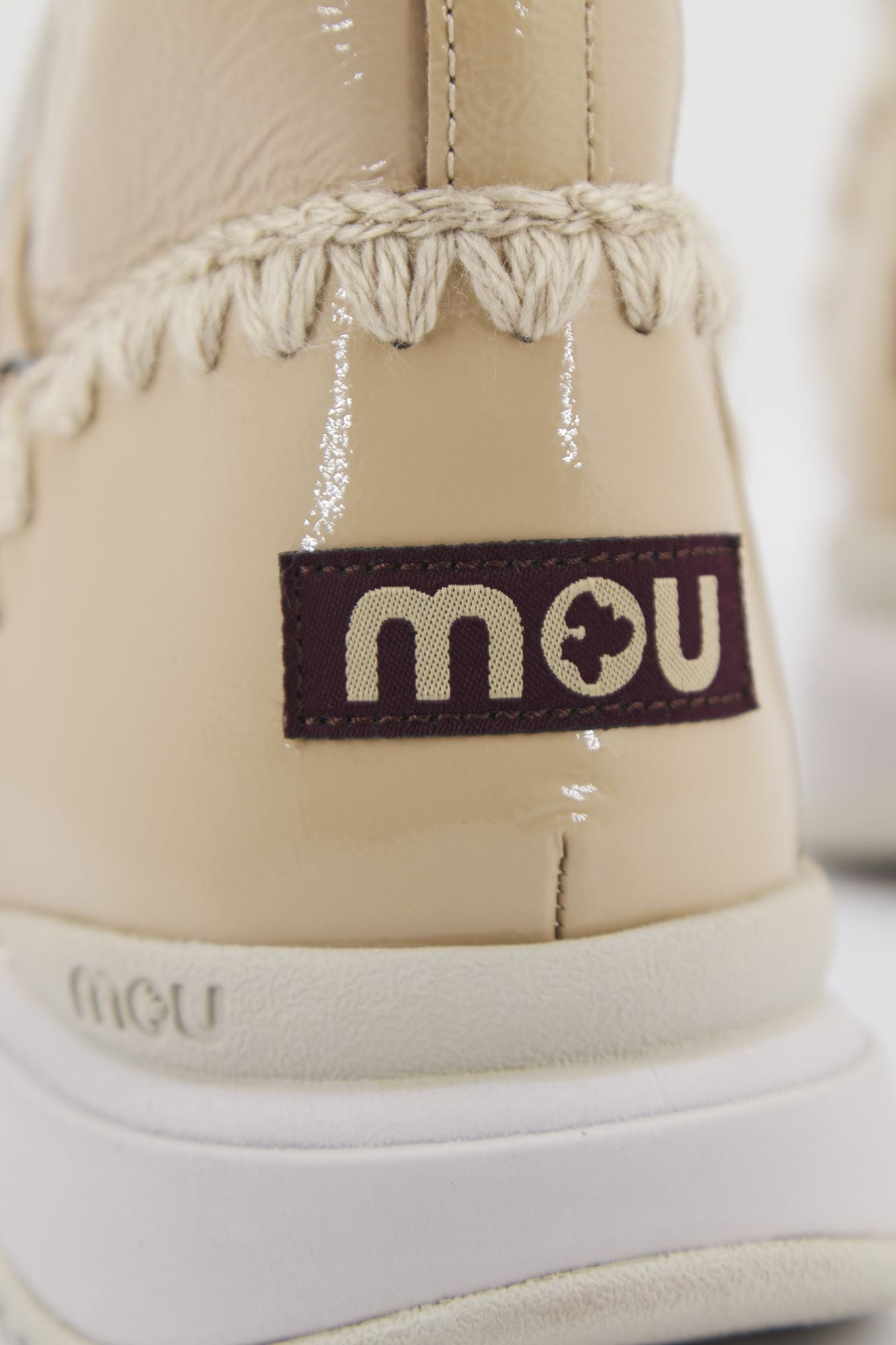 MOU  JOGGER SNOWBOOT SHORT en color NUDE (4)