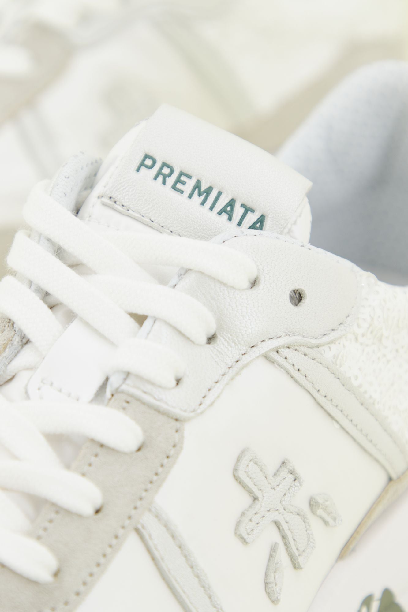 PREMIATA CASSIE 6346 en color BEIS (4)