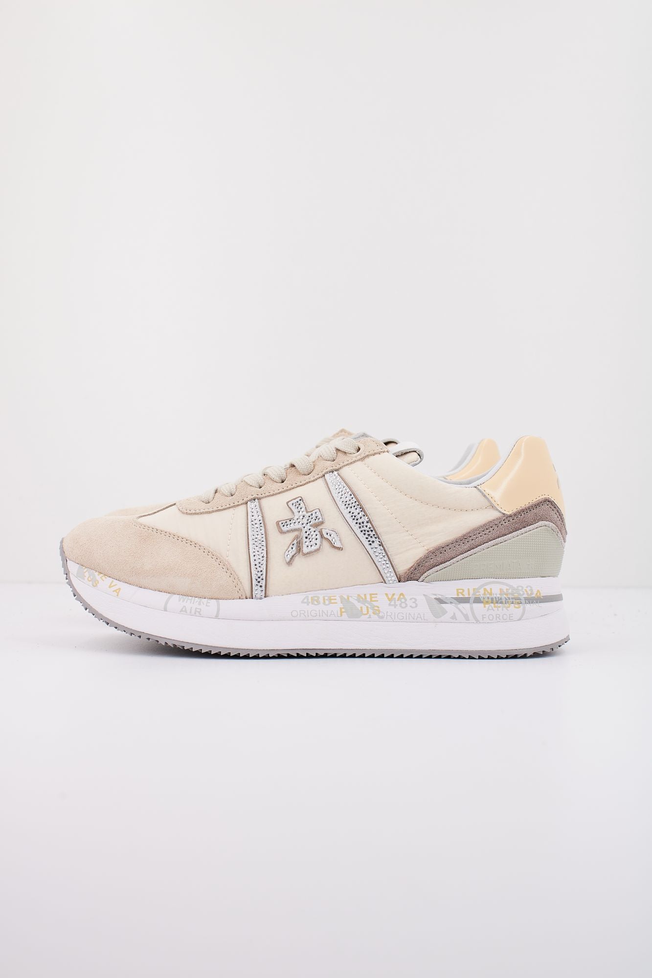 PREMIATA CONNY 6671 en color BEIS (1)