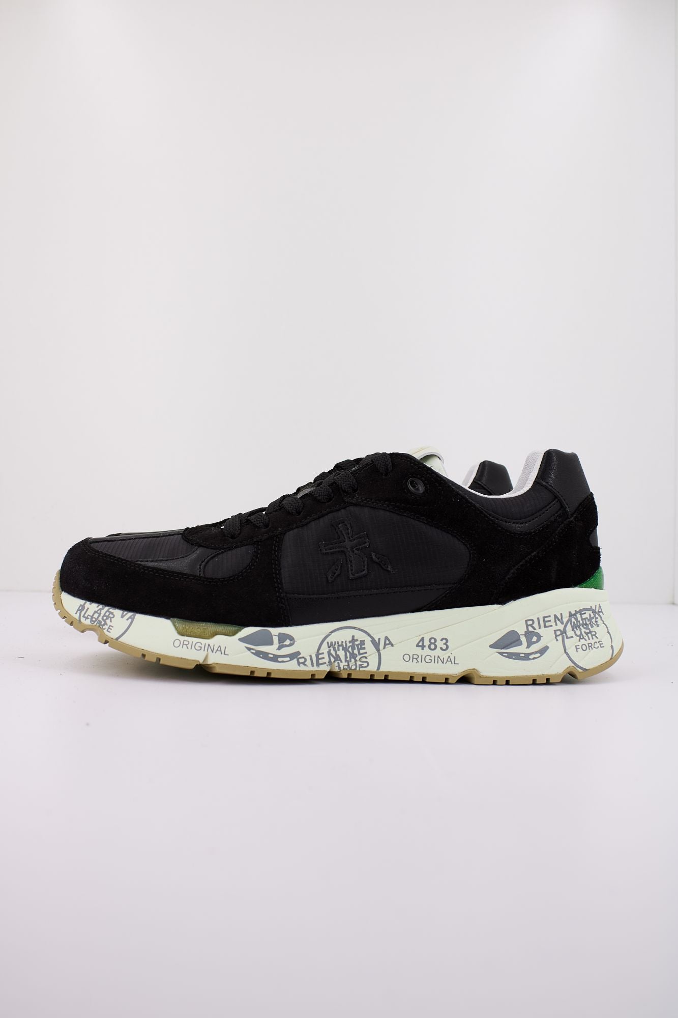 PREMIATA MASE 6624  en color NEGRO (1)