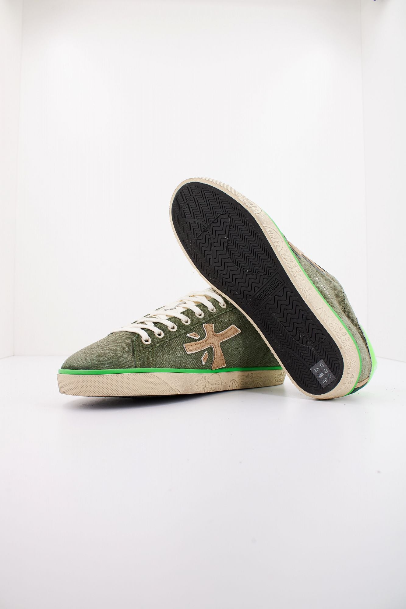 PREMIATA STEVEN en color VERDE (4)