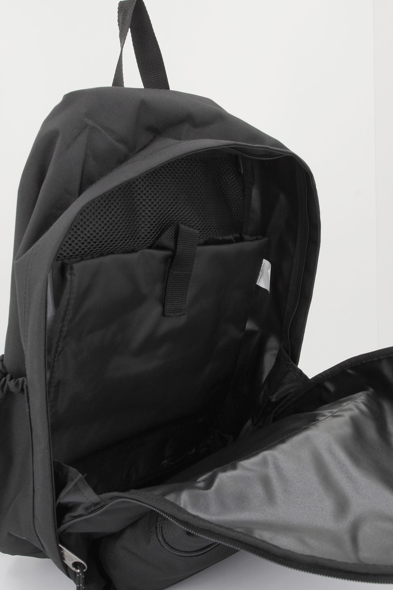EASTPAK EK0A5BBJ7D51 OFFICE ZIPPL'R en color NEGRO (3)