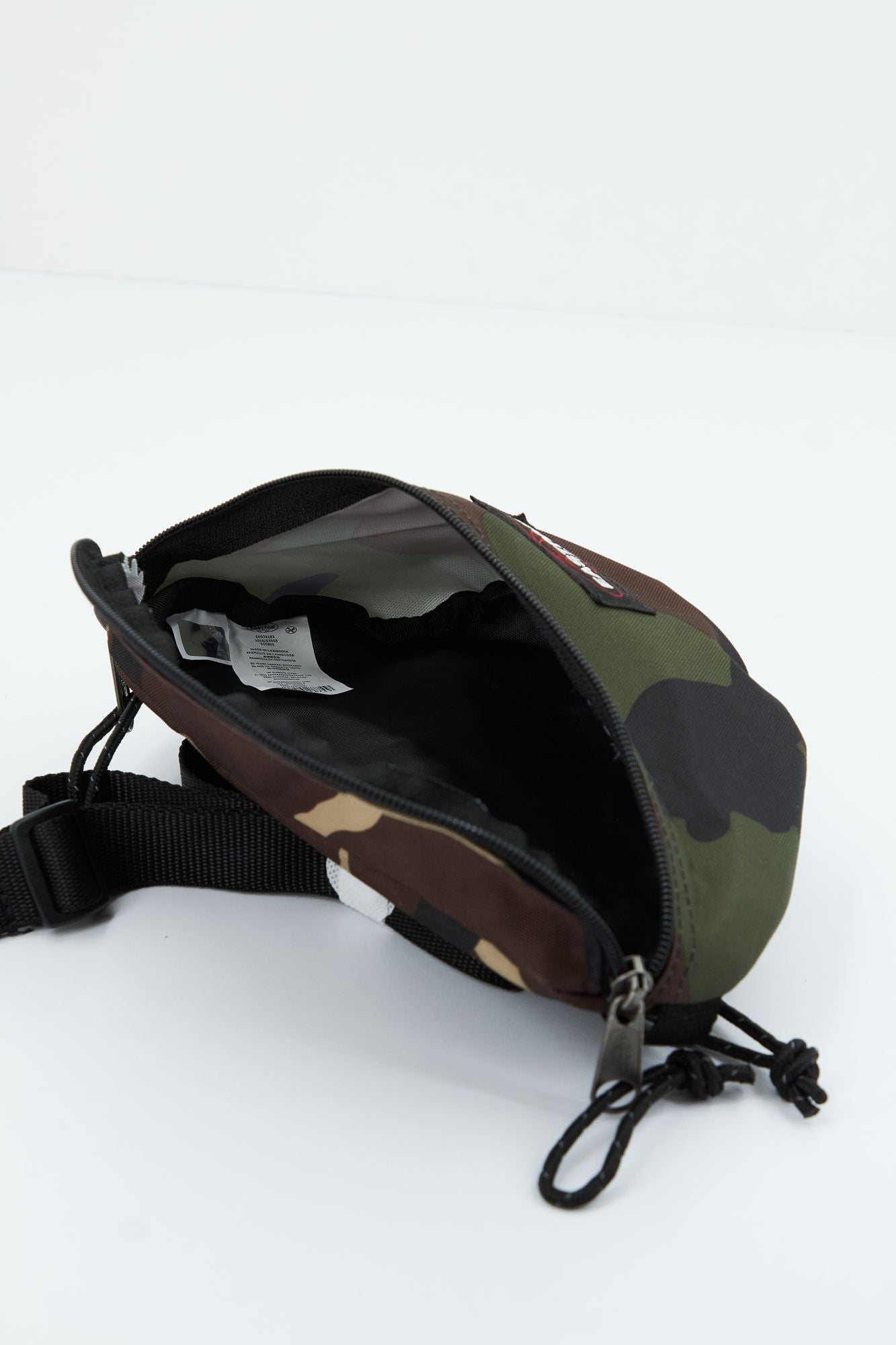 EASTPAK SPRINGER en color VERDE (4)