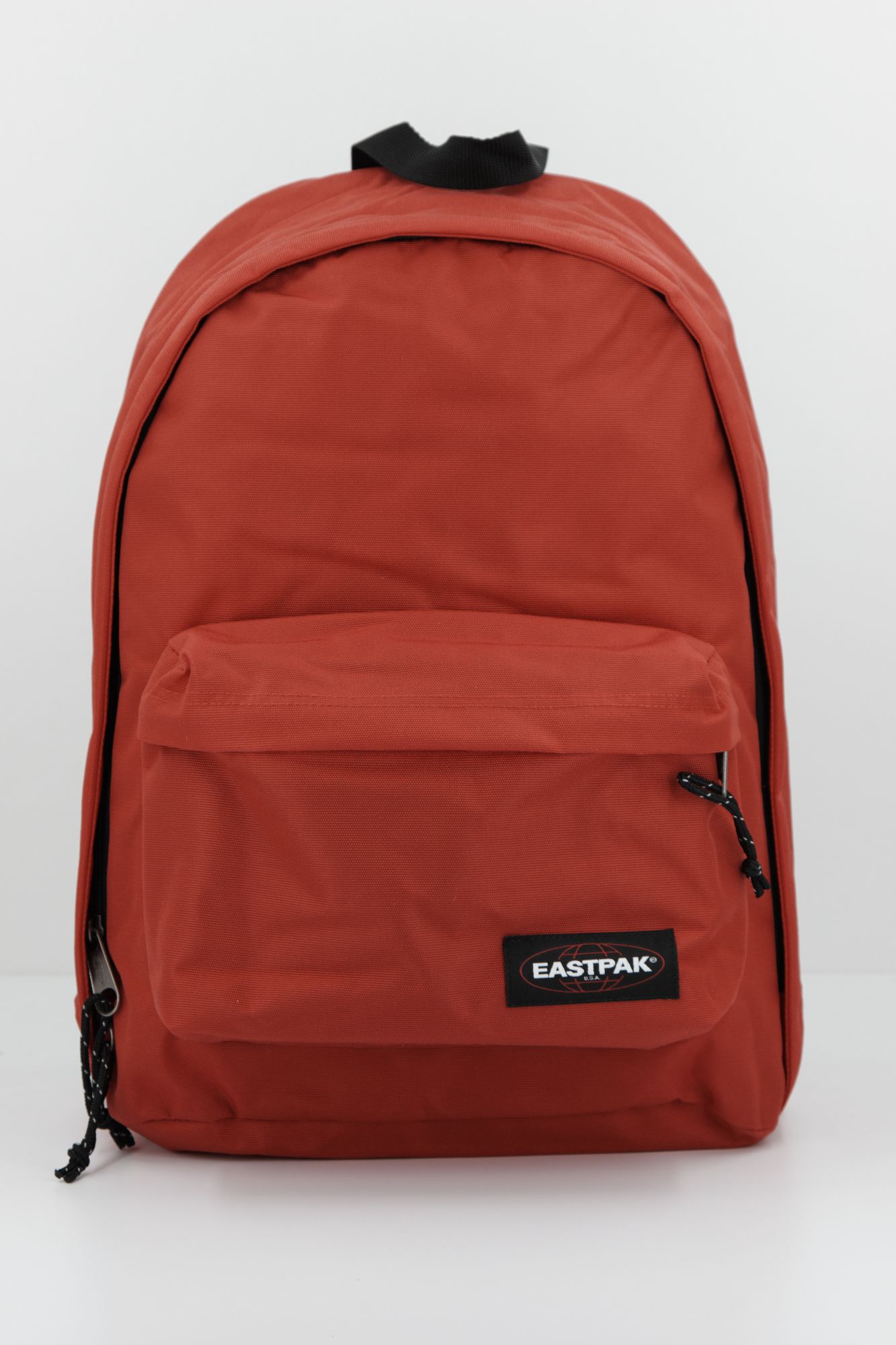 EASTPAK OUT OF OFFICE en color ROJO (1)