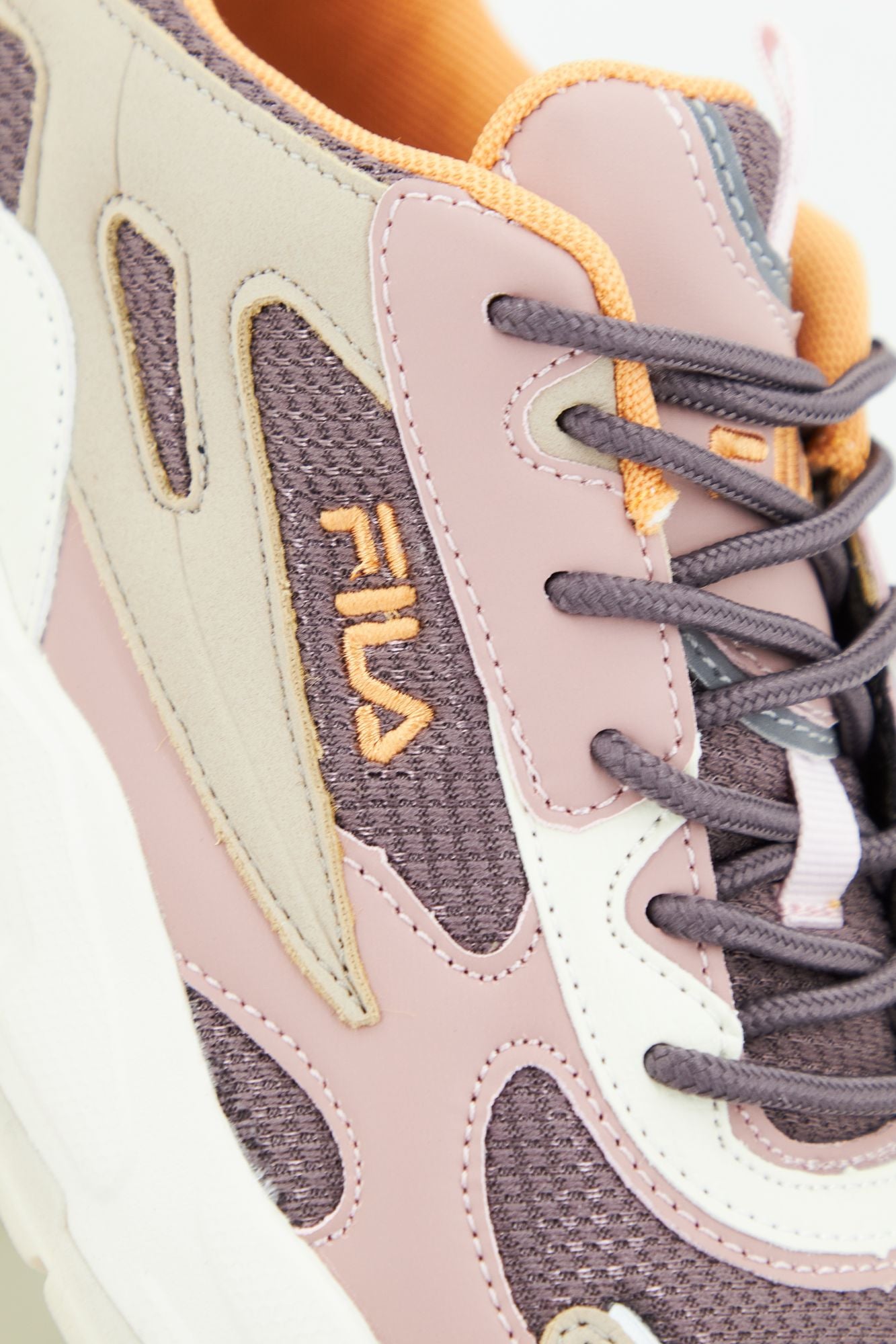 FILA NOVARRA WMN en color VIOLETA (4)