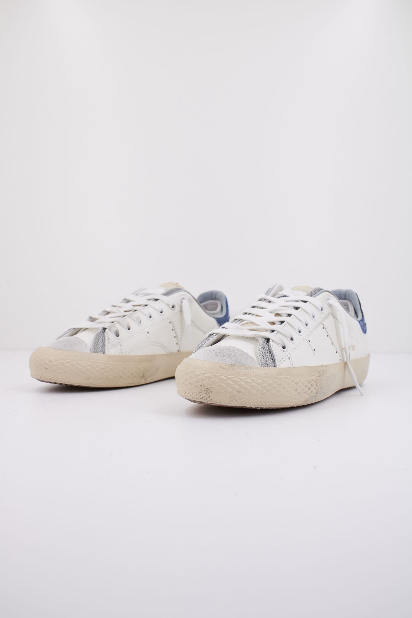 HIDNANDER STARLESS LOW ART en color BLANCO (2)