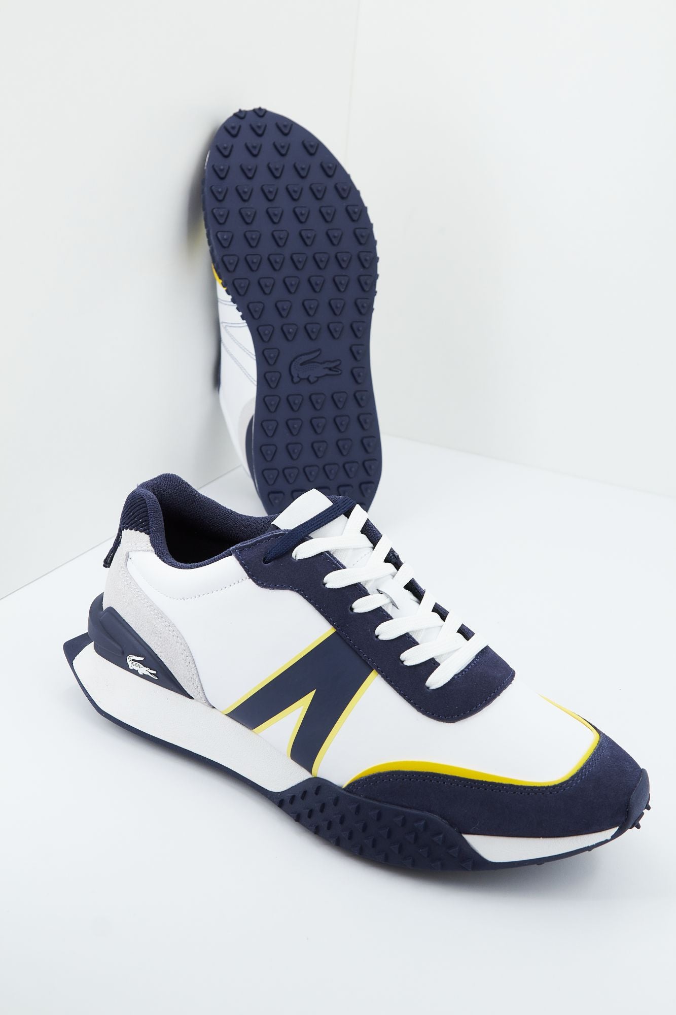LACOSTE L-SPIN DELUXE 223 3 SMA en color BLANCO (2)