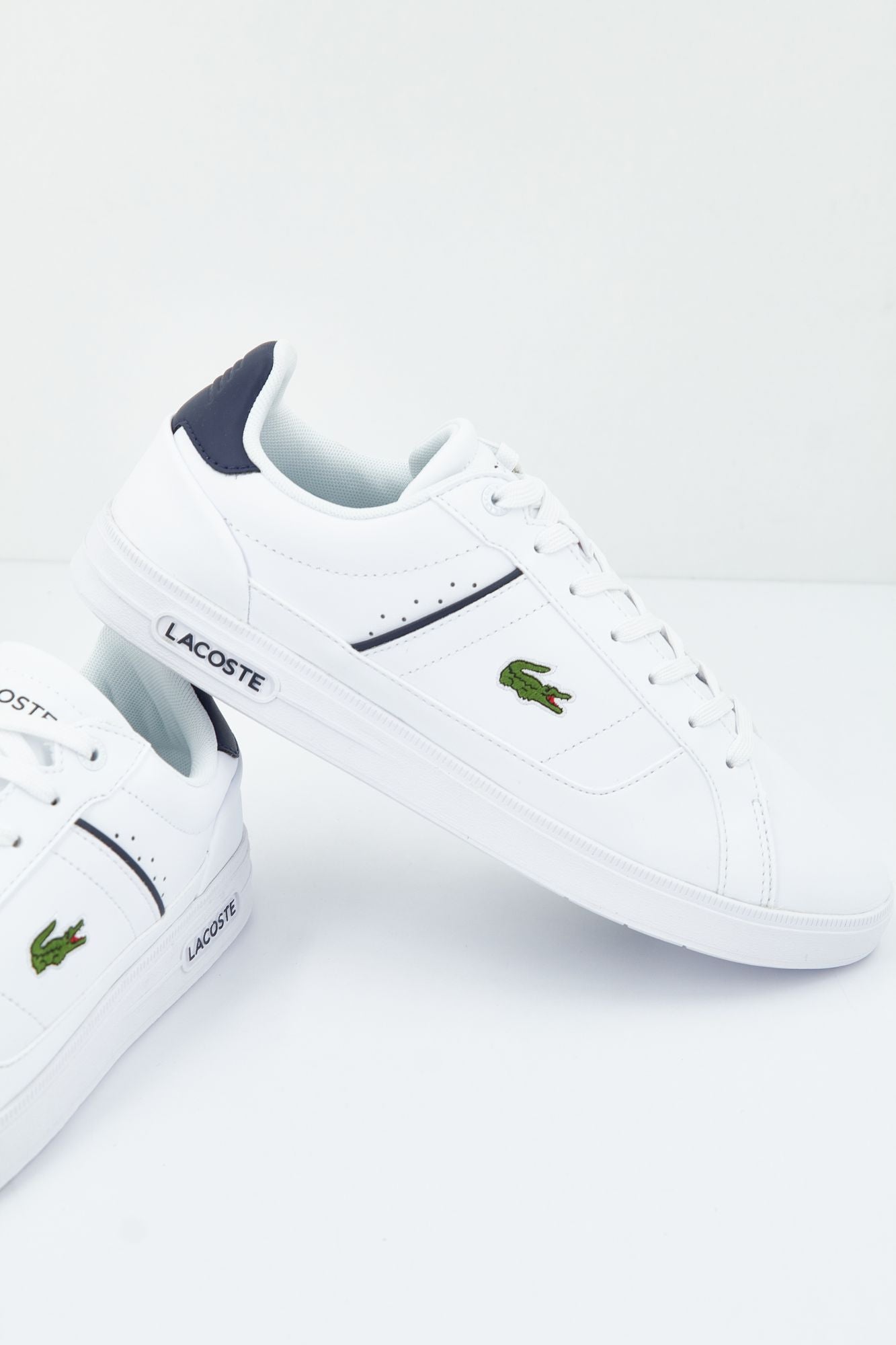 LACOSTE EUROPA PRO 123 en color BLANCO (2)