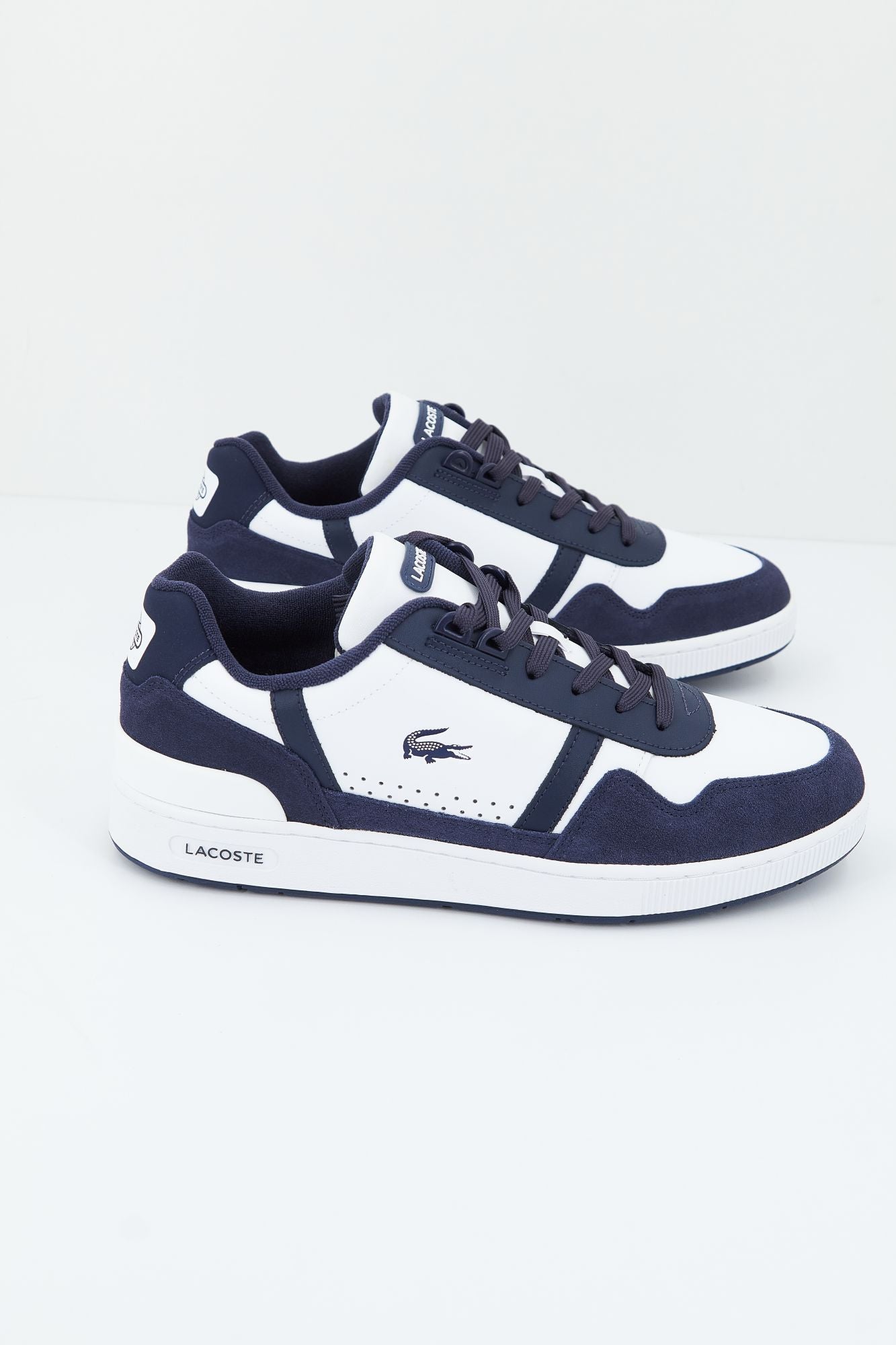 LACOSTE T-CLIP 223 en color BLANCO (2)