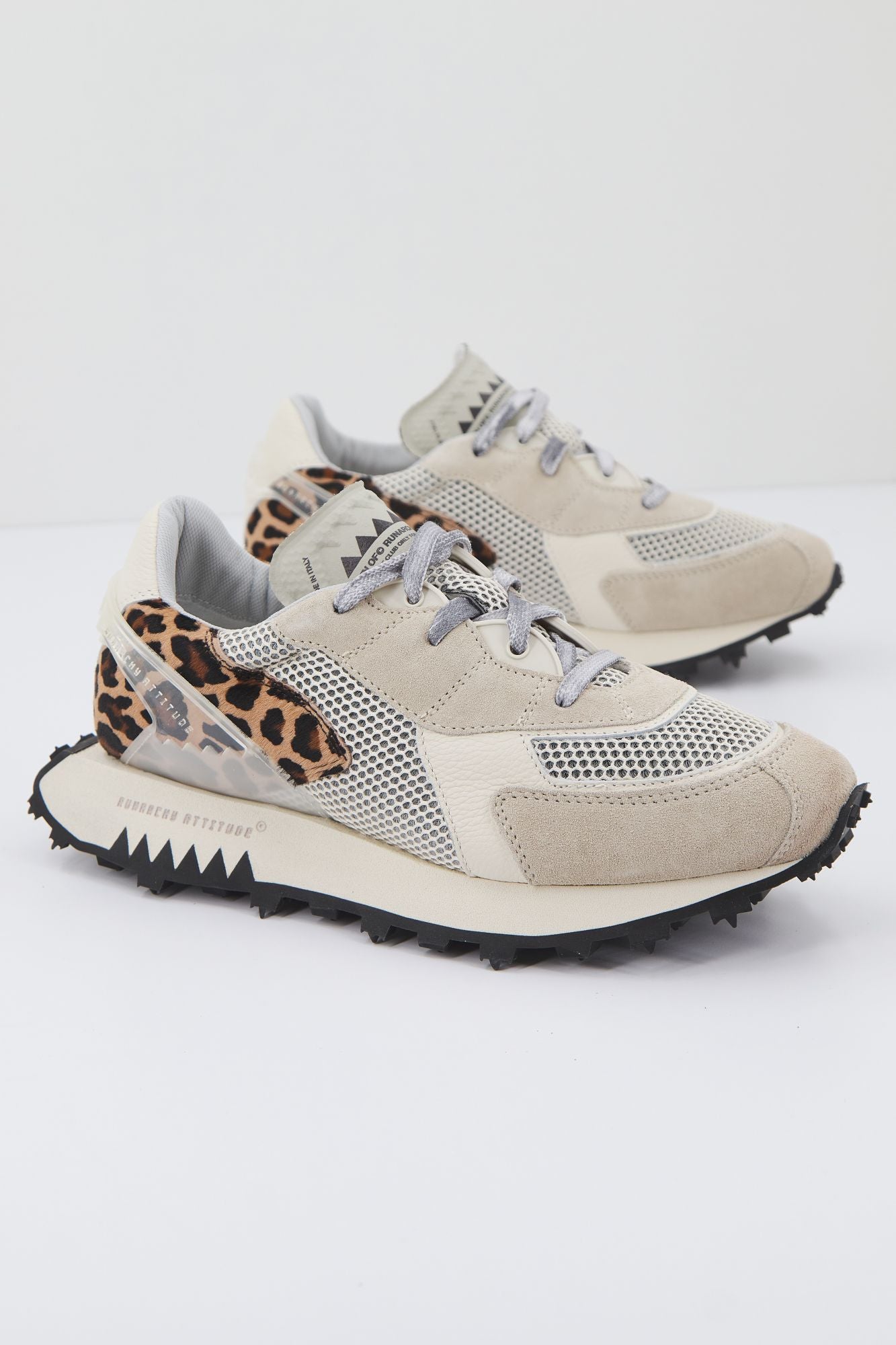 RUN OF JUNGLE W en color BEIS (2)