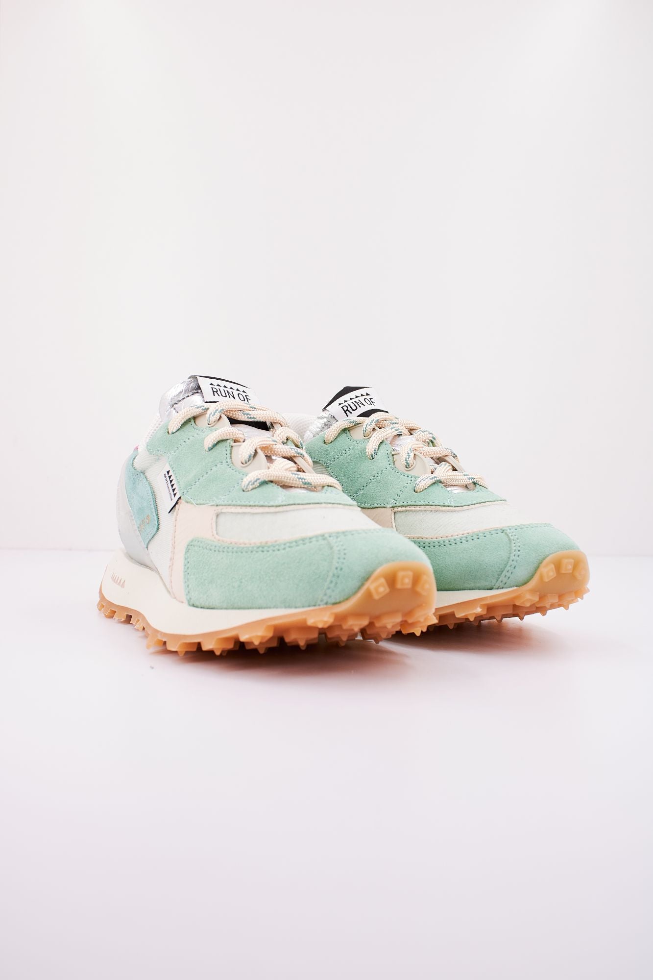 RUN OF EMERALD W en color VERDE (2)