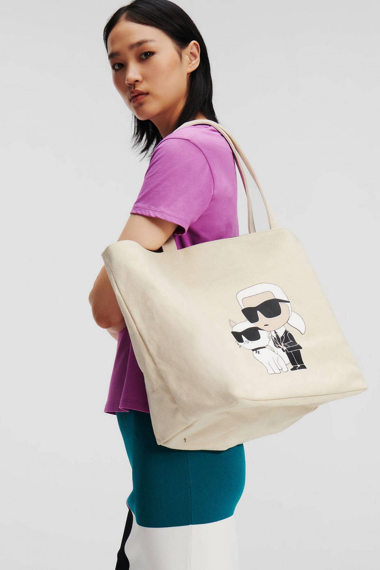 KARL LAGERFELD KARL & CHOUPETTE K/IKONIK en color BLANCO (2)