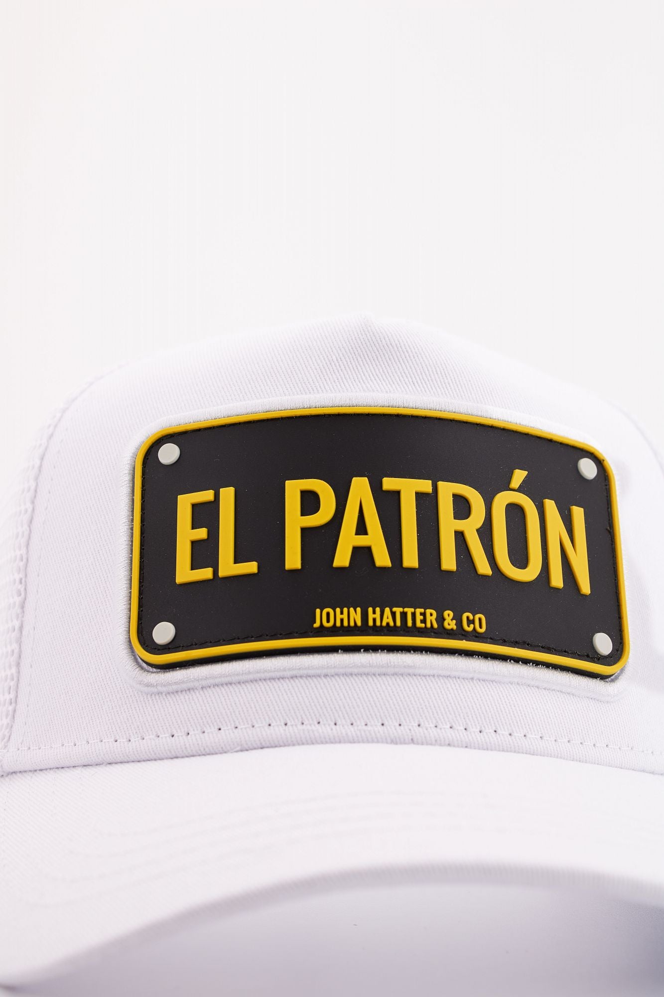 JOHN HATTER CO EL PATRON en color BLANCO (4)