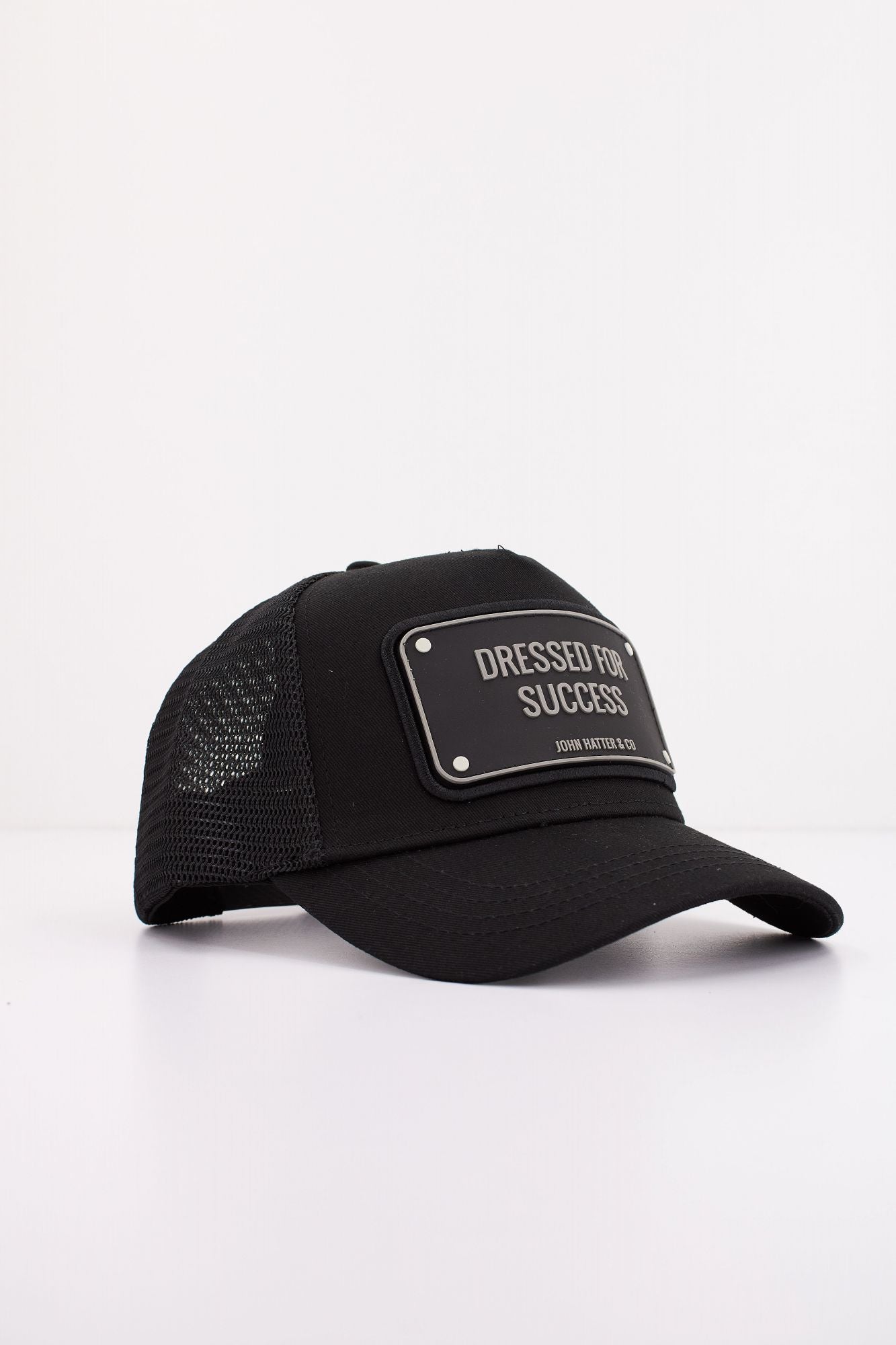 JOHN HATTER CO DRESSED FOR SUCCESS en color NEGRO (2)