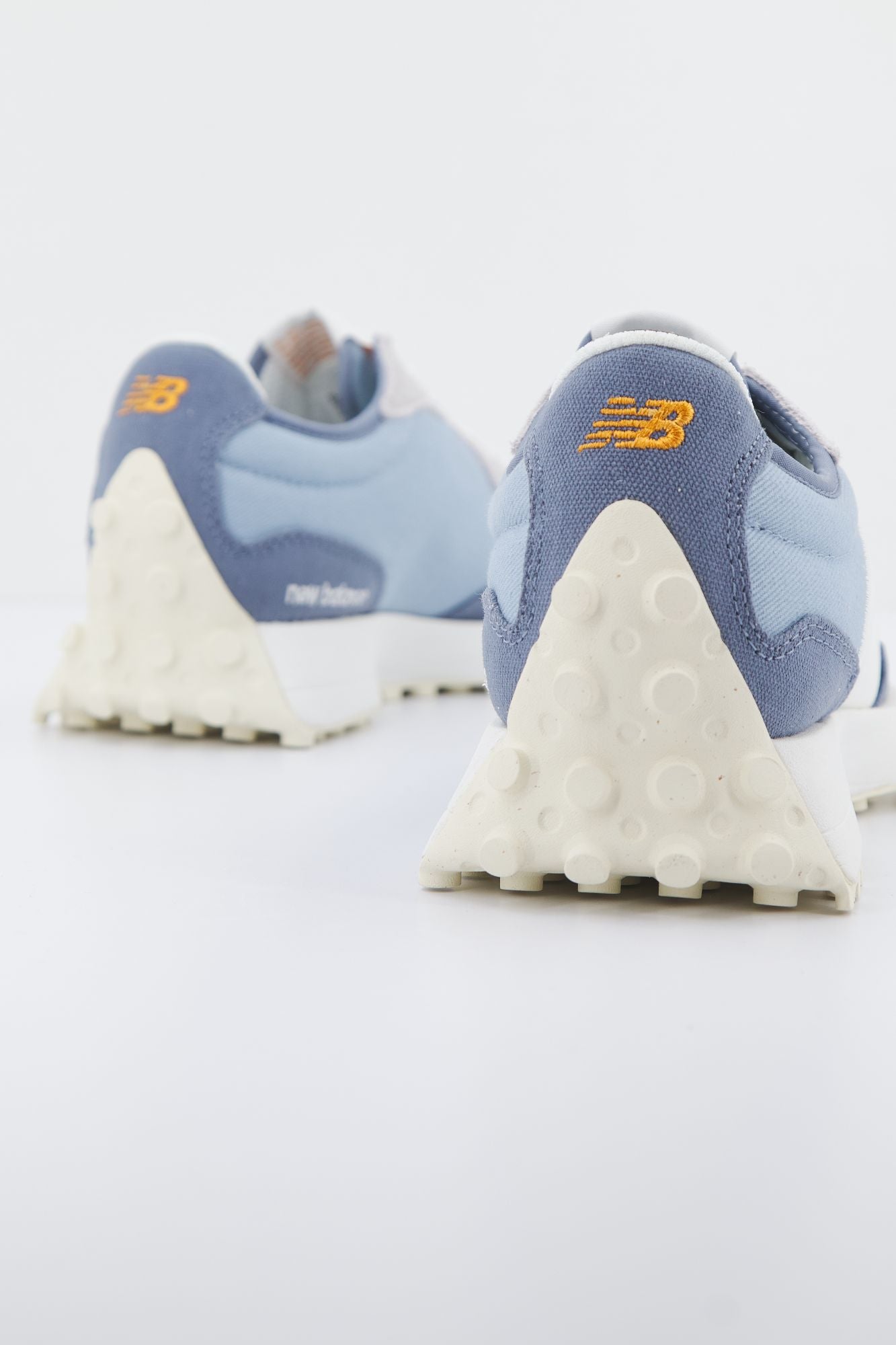 NEW BALANCE MS327 DE en color AZUL (3)