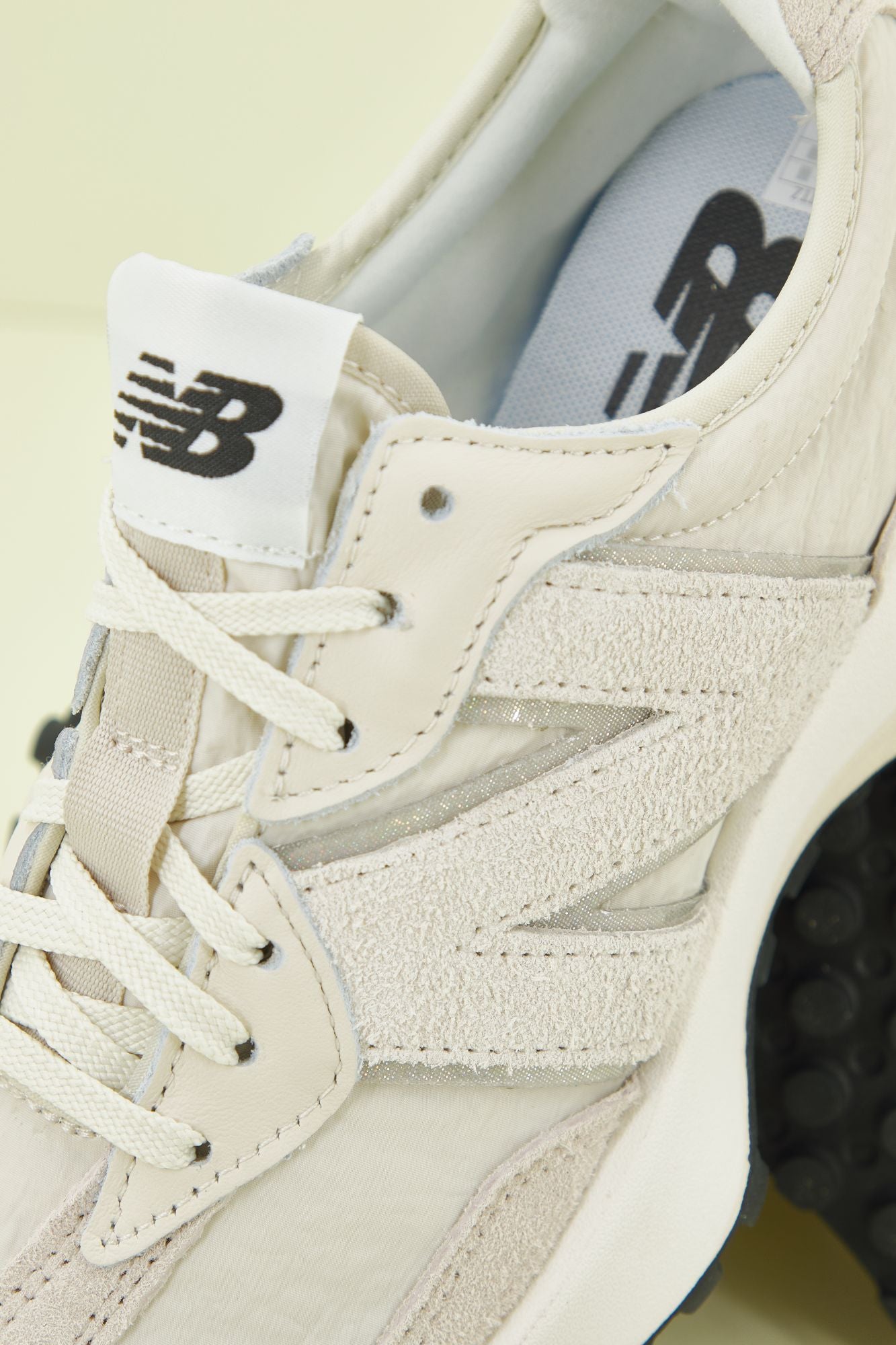 NEW BALANCE WS327 VI en color BEIS (4)