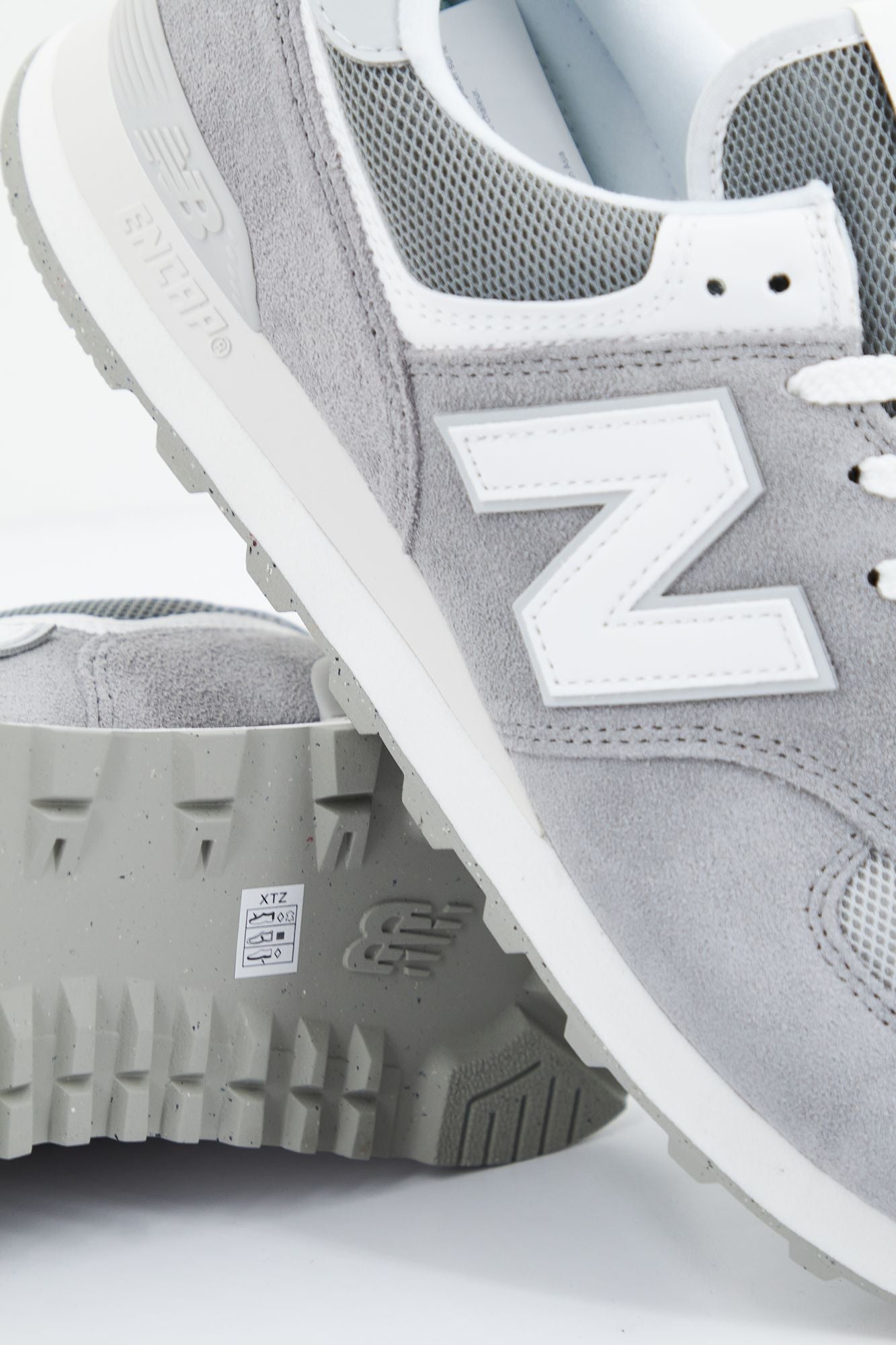 NEW BALANCE U574 FGR 574 U574V2 en color GRIS (4)