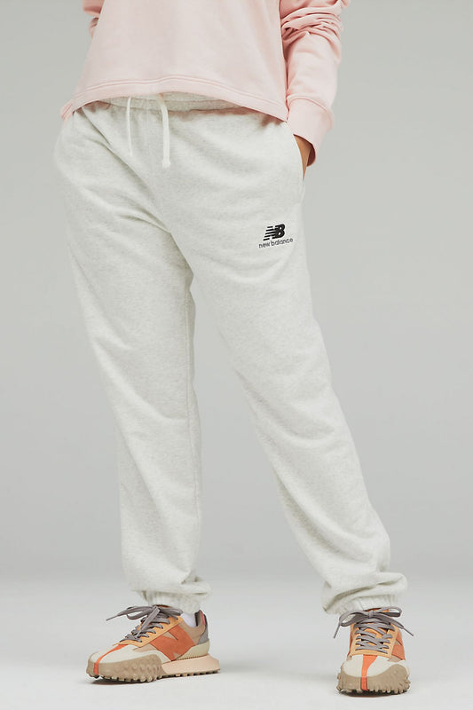 NEW BALANCE UNI-SSENTIALS FRENCH TERRY SWEATPANT en color BLANCO (1)