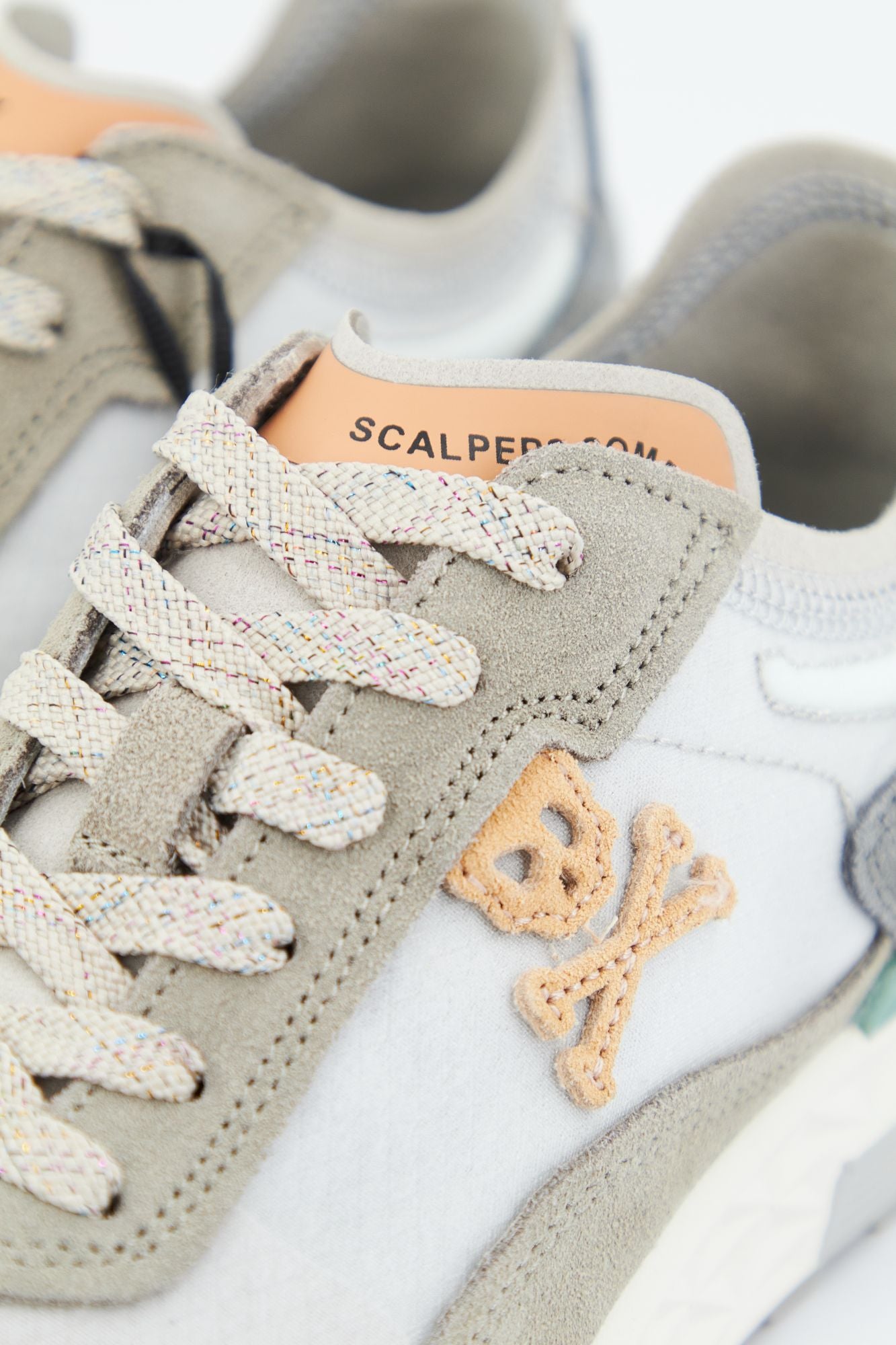 SCALPERS MOON D en color GRIS (4)