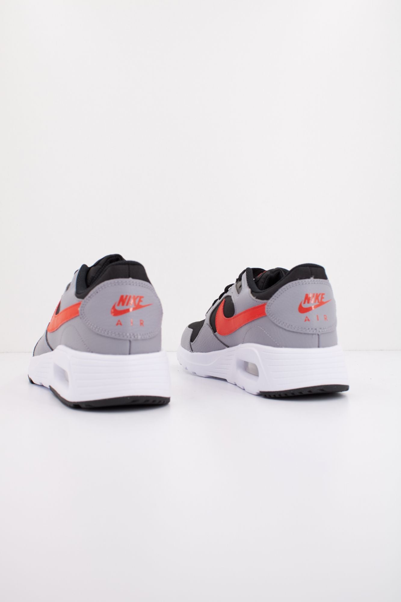 NIKE AIR MAX SC en color GRIS (3)
