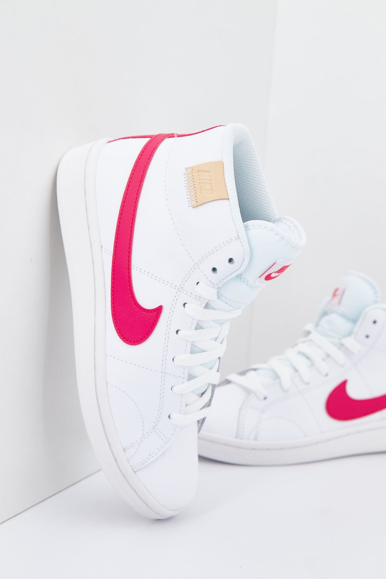 NIKE COURT ROYALE 2 MID en color BLANCO (1)