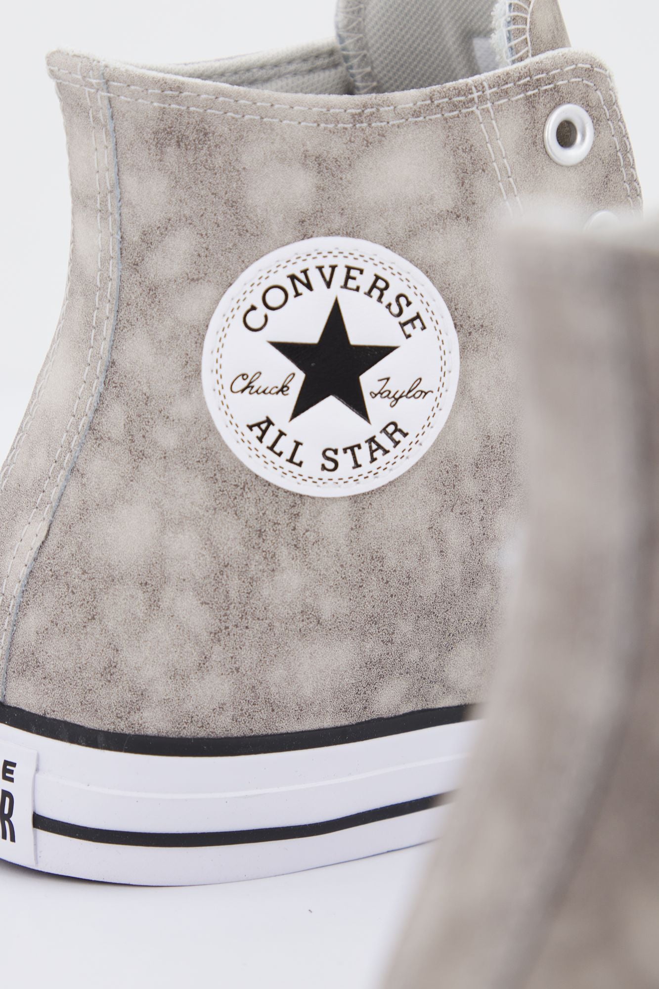 CONVERSE CHUCK TAYLOR ALL STAR DISTRESSED en color BEIS (3)