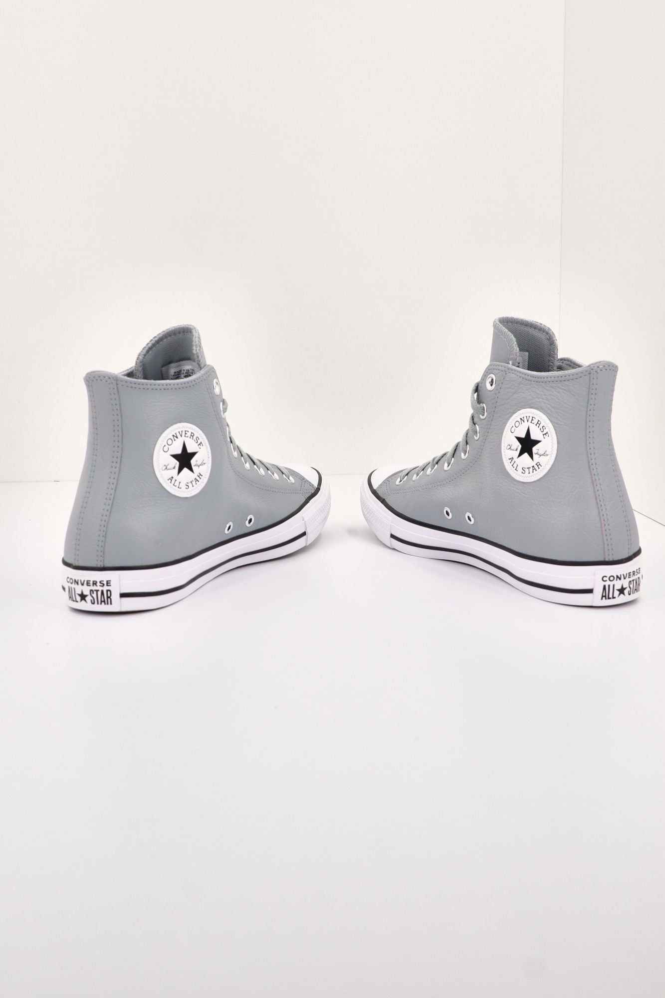 CONVERSE CHUCK TAYLOR ALL STAR TUMBLED LEATHER en color GRIS (3)