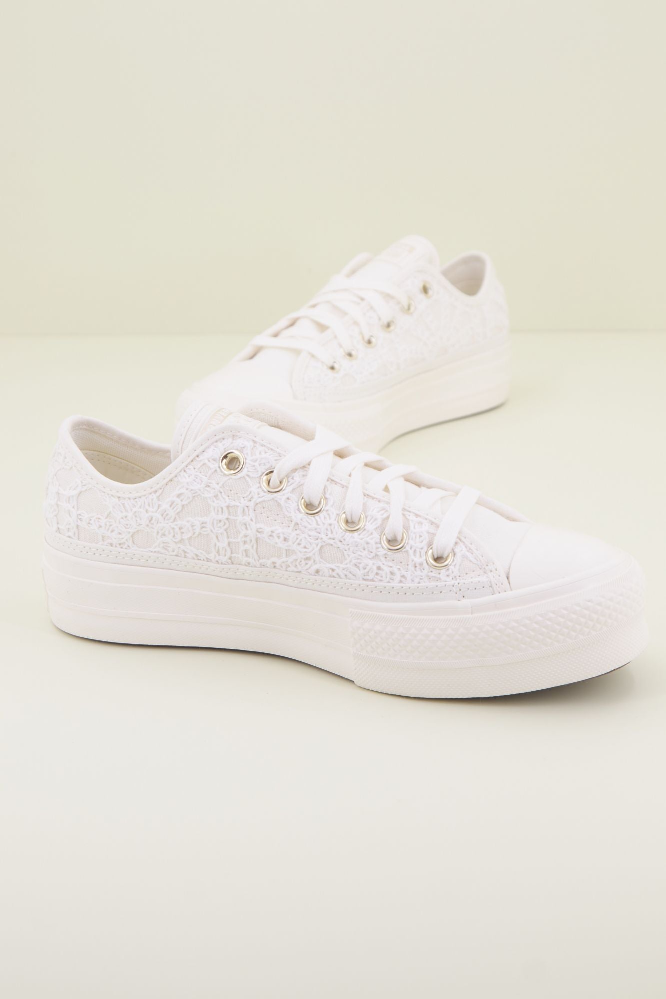 CONVERSE CHUCK TAYLOR ALL STAR LIFT OX en color BLANCO (2)