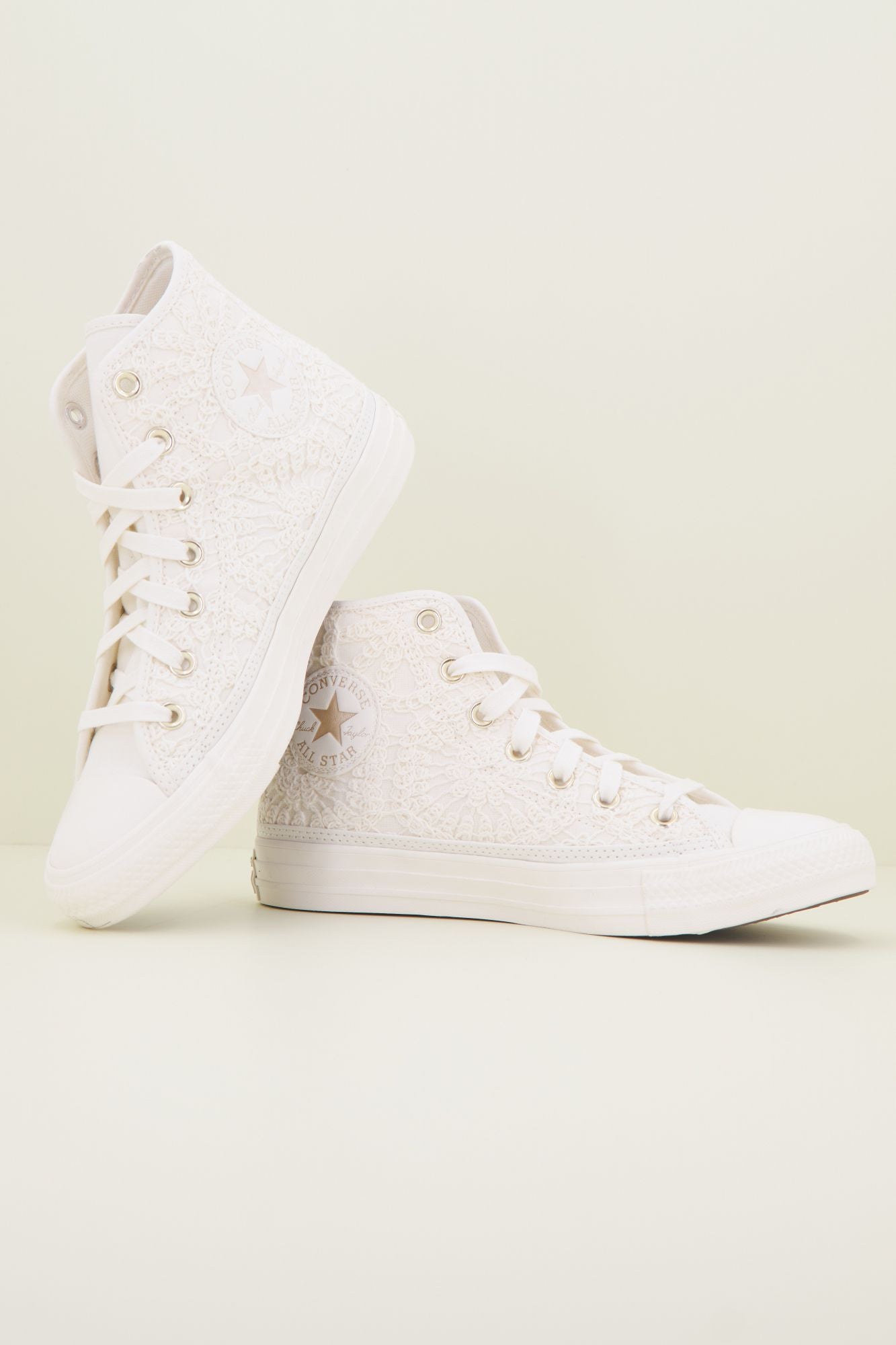 CONVERSE CHUCK TAYLOR ALL STAR HI en color BLANCO (1)