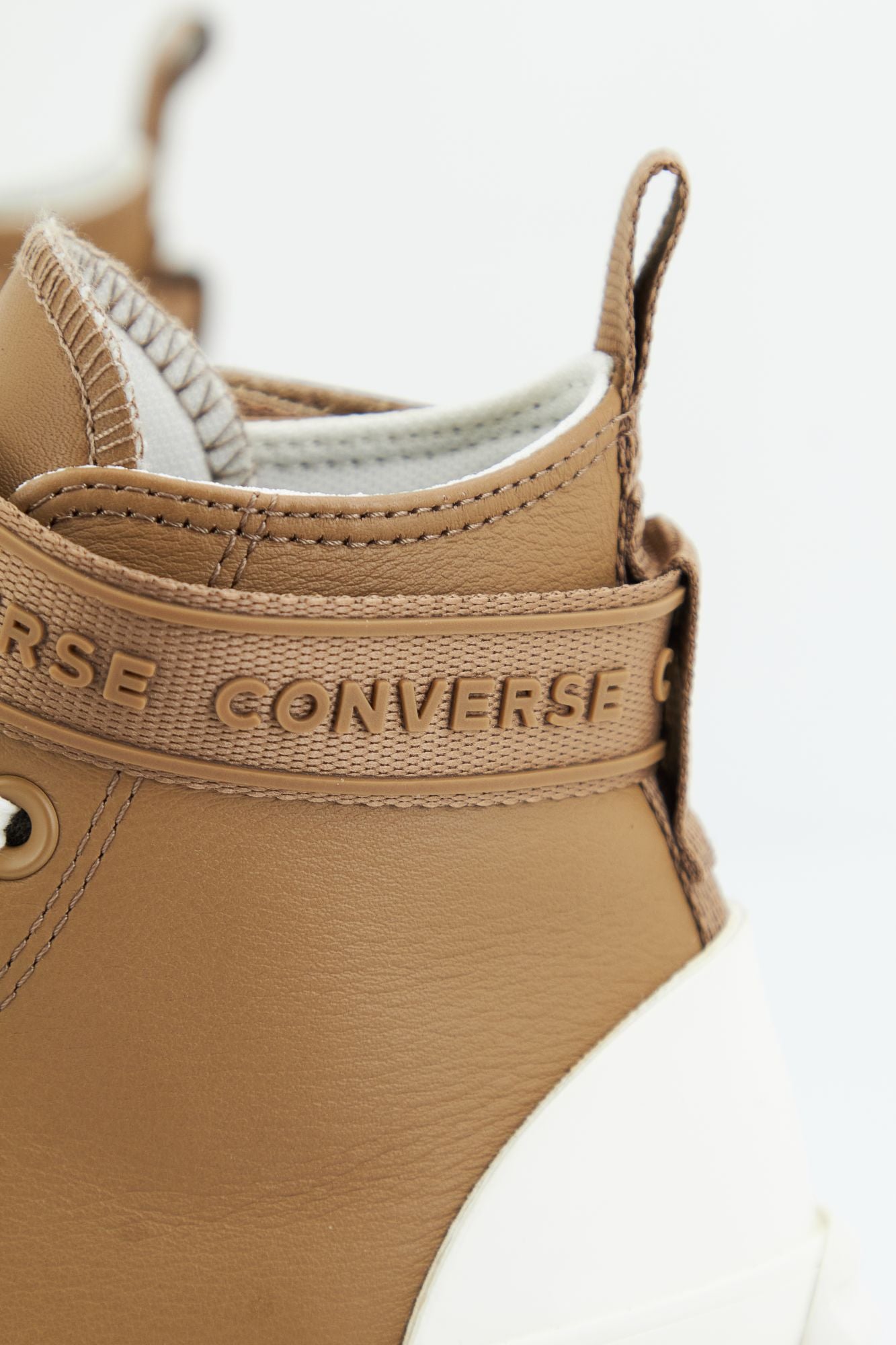 CONVERSE RUN STAR HIKE HI en color MARRON (4)