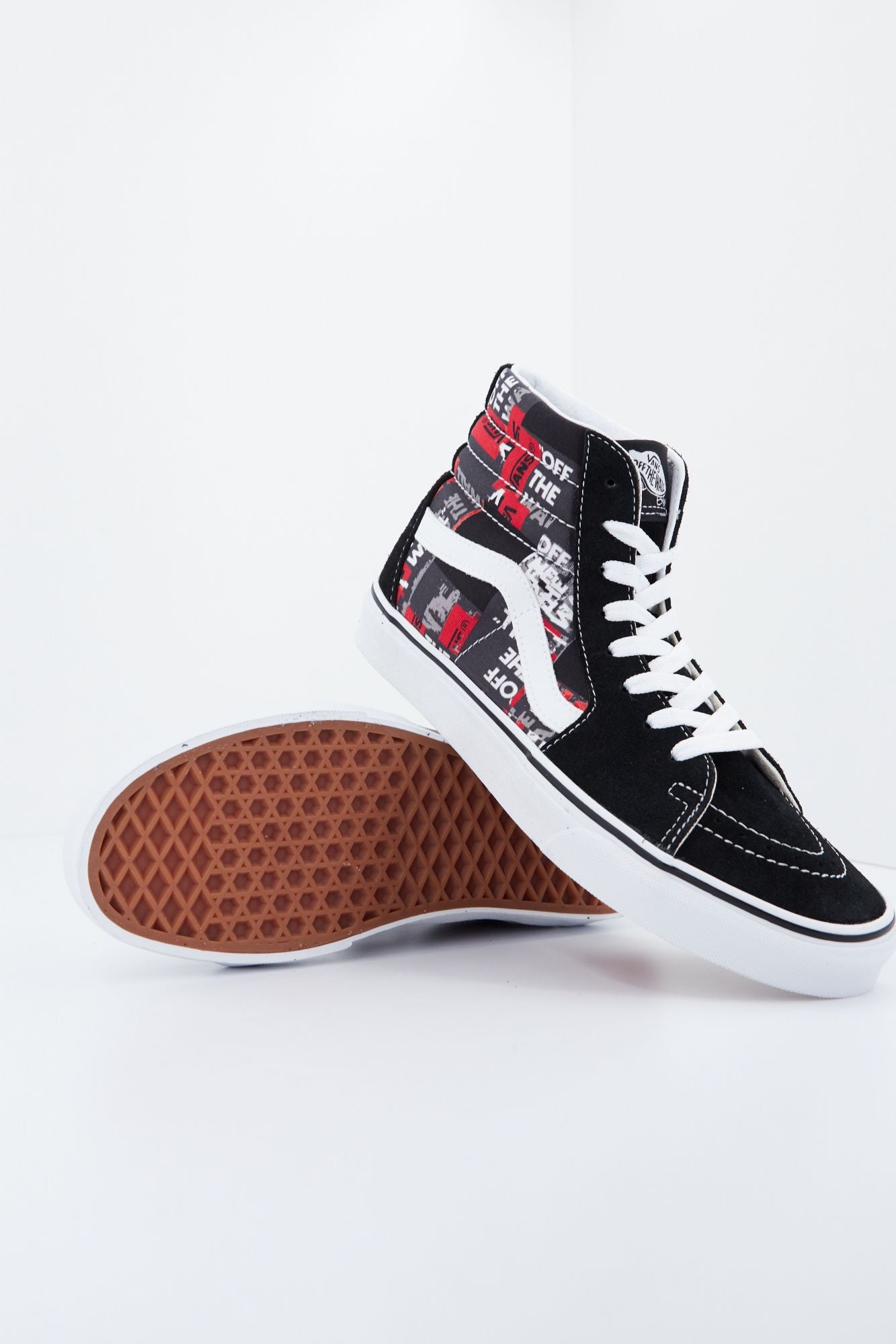 VANS UA SK8-HI en color NEGRO (4)