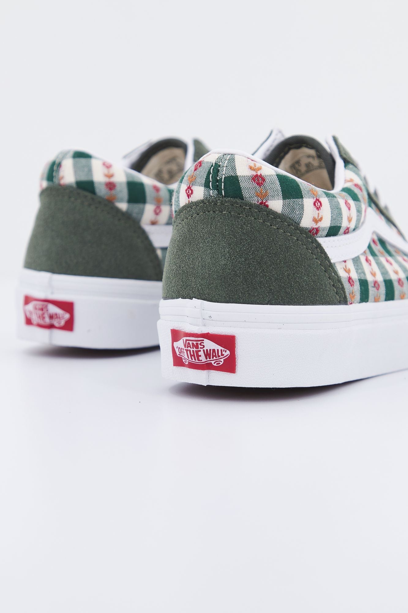 VANS UA OLD SKOOL en color VERDE (3)