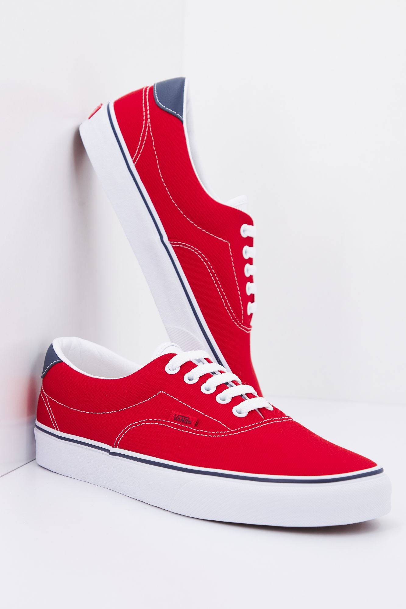 VANS UA ERA 59 en color ROJO (1)
