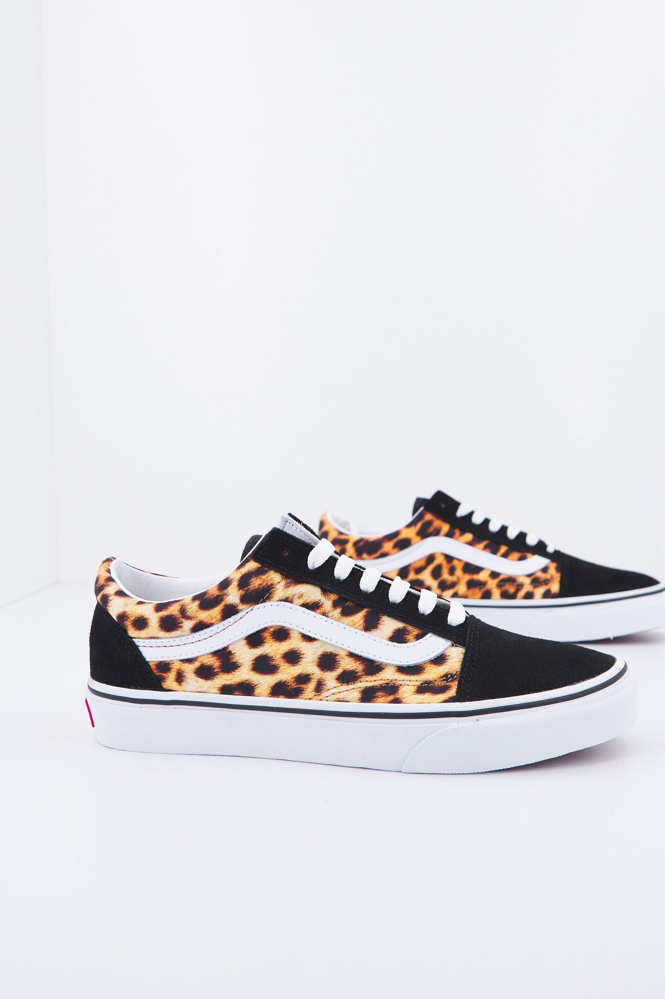 VANS UA OLD SKOOL en color ANIMAL PRINT (1)