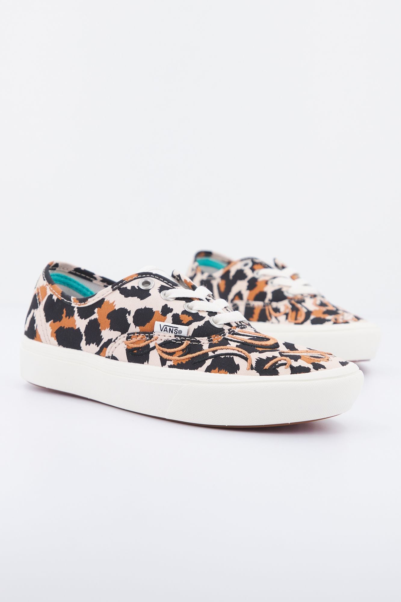 VANS UA COMFYCUSH AUTHENTIC en color ANIMAL PRINT (2)
