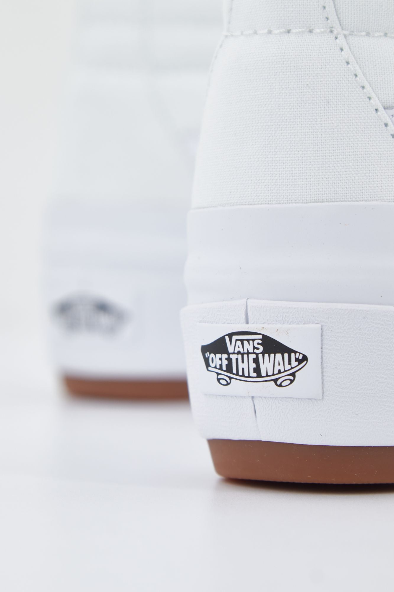 VANS UA SK8-HI STACKED en color BLANCO (4)