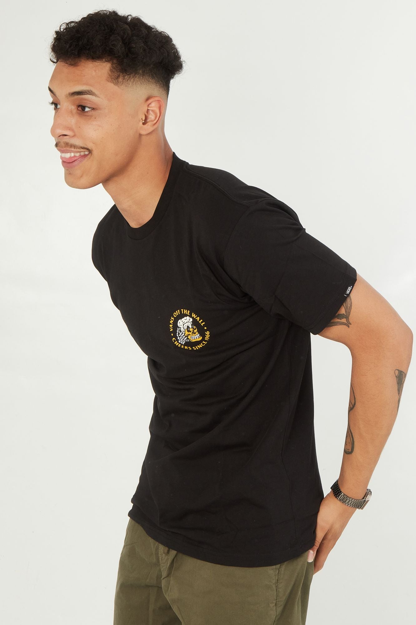 VANS  DRAIN EM DRY SS en color NEGRO (2)