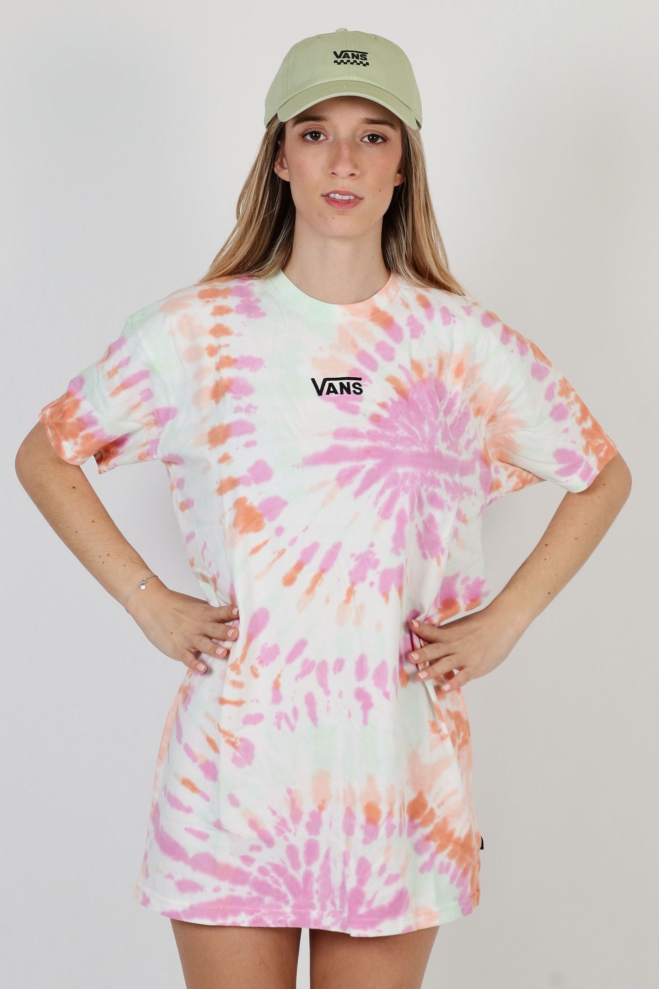 VANS CENTER VEE WASH TEE DRESS en color BLANCO (1)