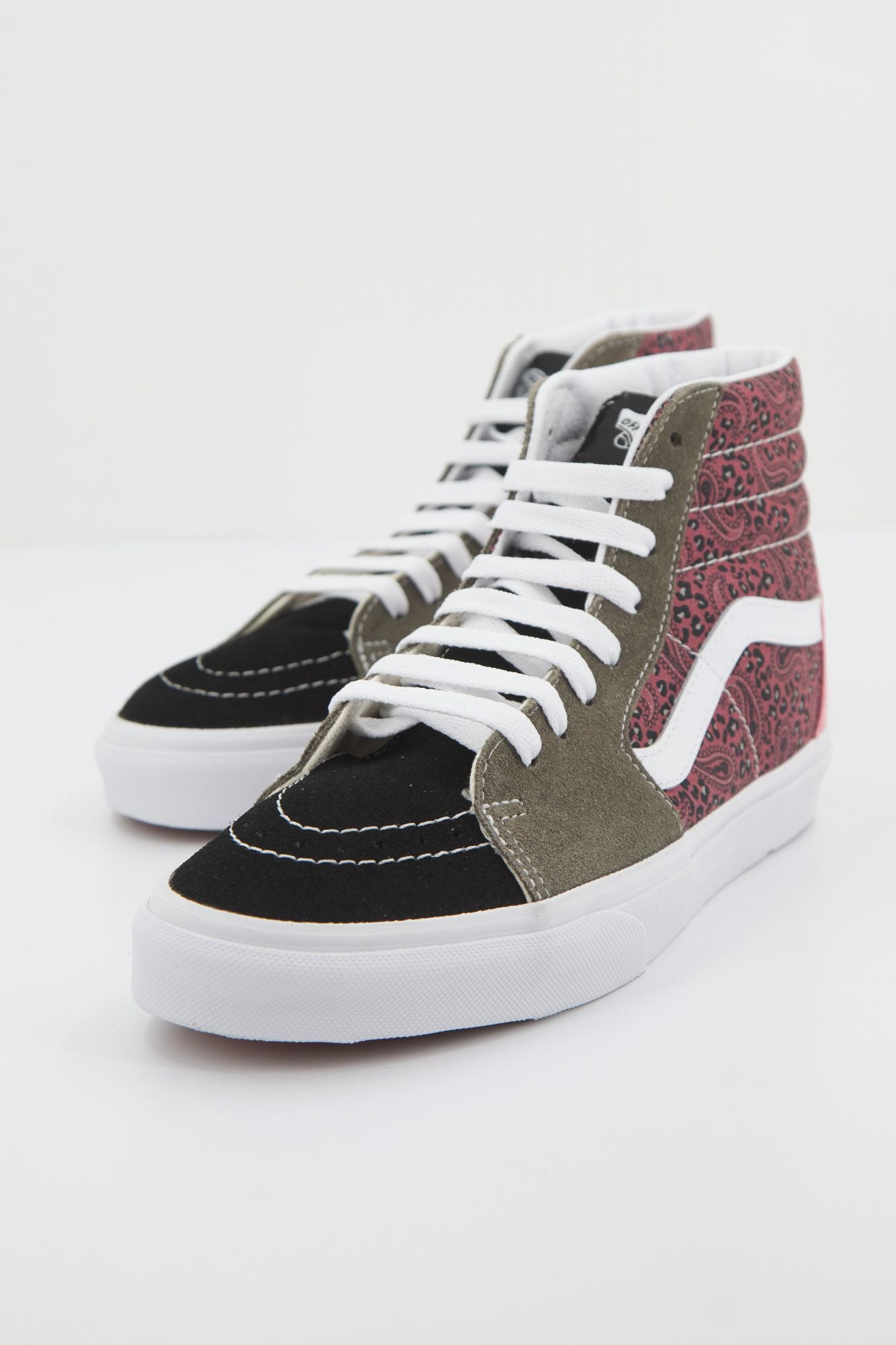 VANS SK8-HI DUSTY en color ANIMAL PRINT (2)