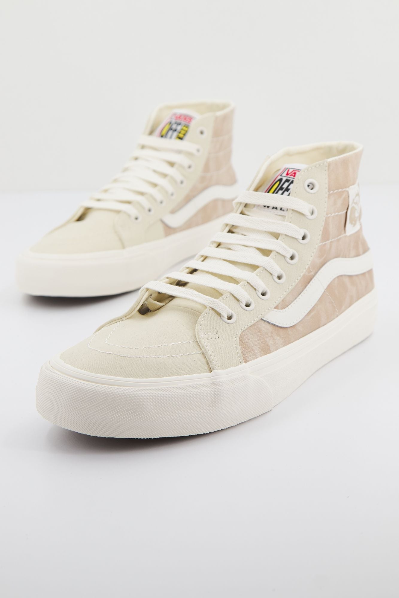 VANS SK8-HI 38 DECON en color BEIS (2)