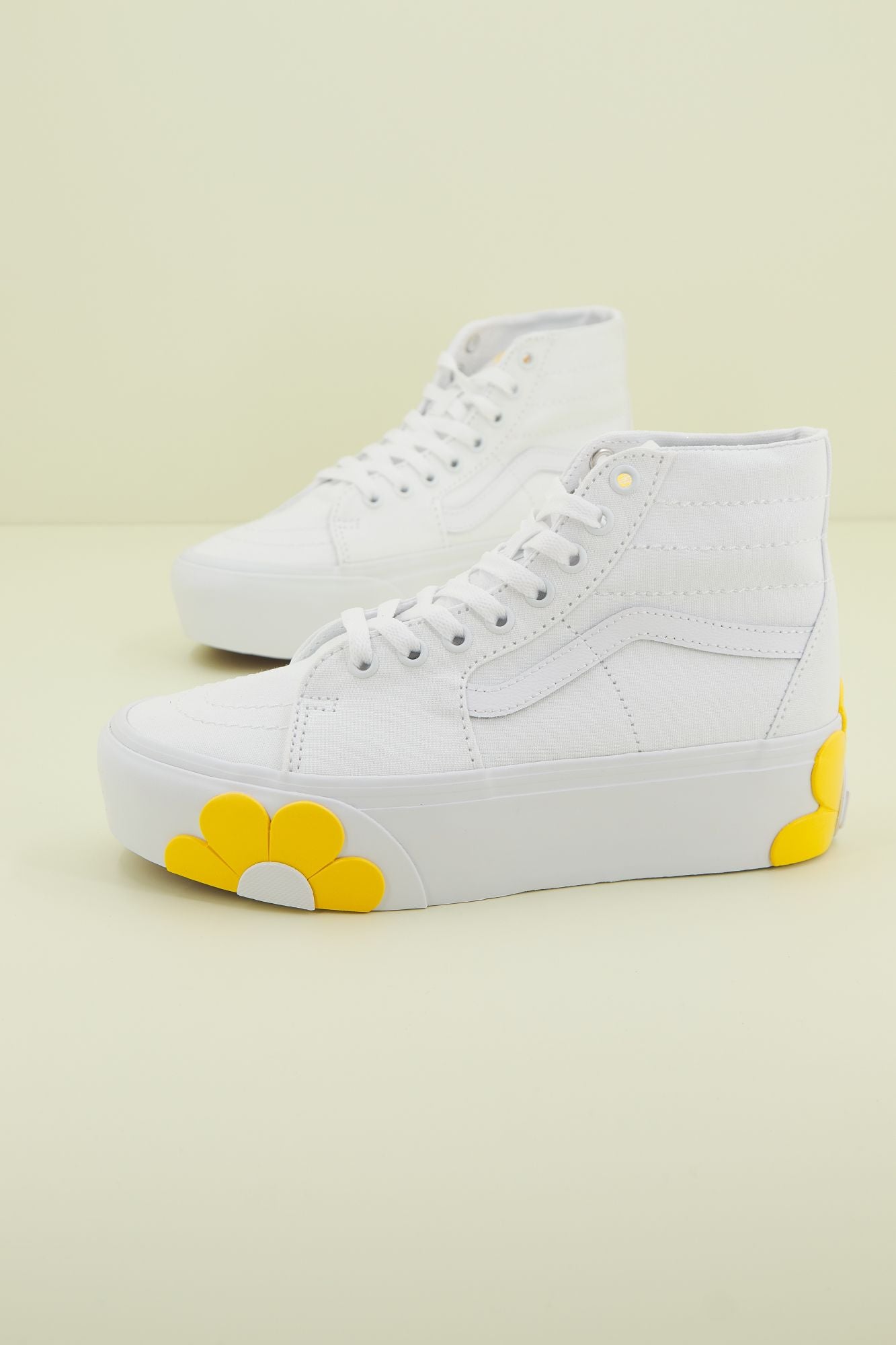 VANS SK8-HI TAPERED STACKFO en color BLANCO (2)