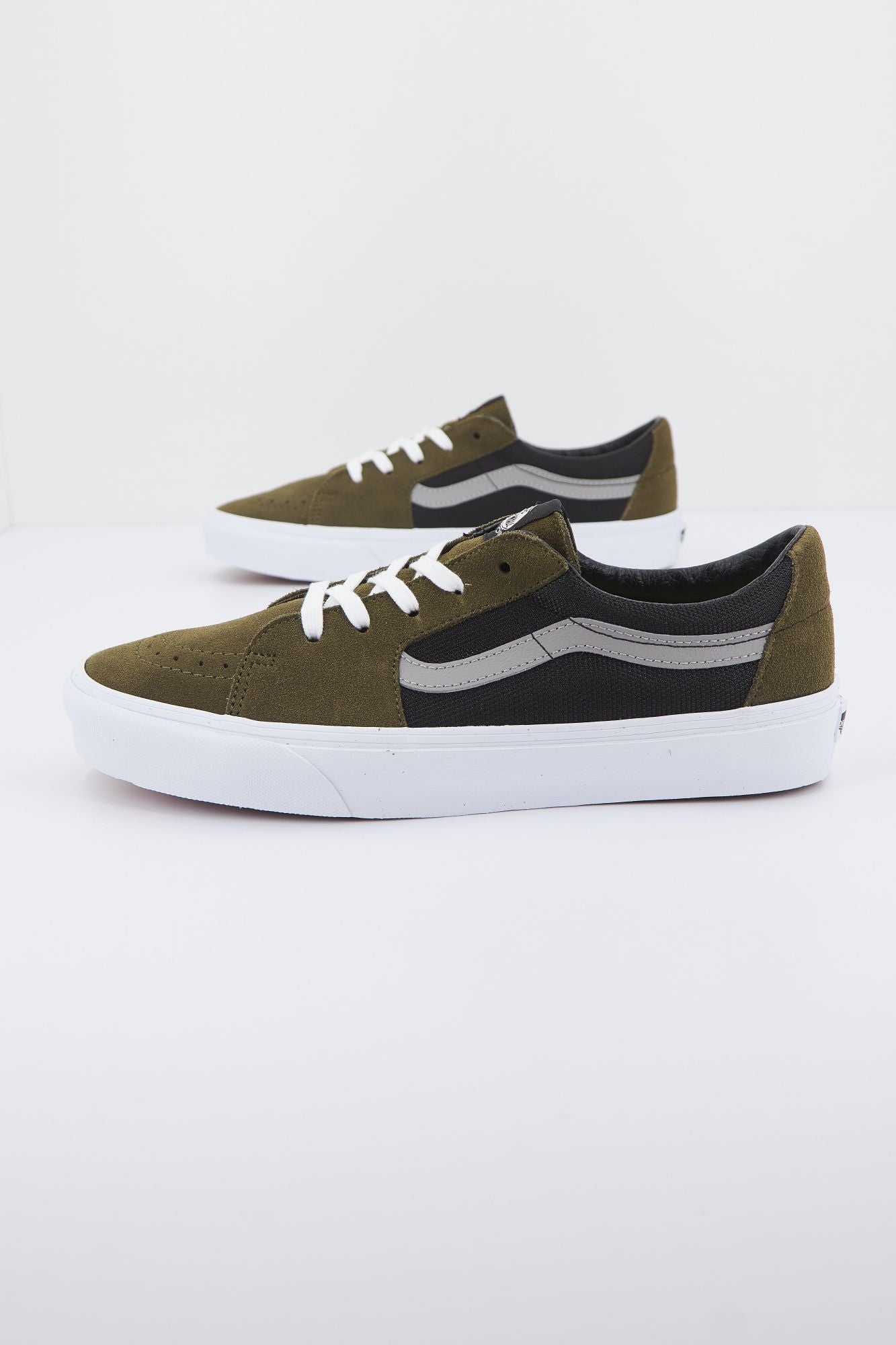 VANS UA SK8-LOW 2 en color VERDE (2)