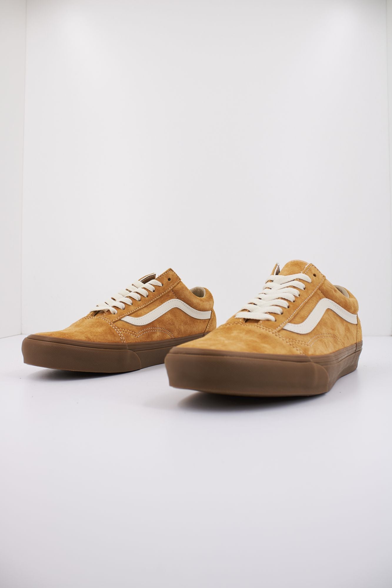 VANS OLD SKOOL en color AMARILLO (2)