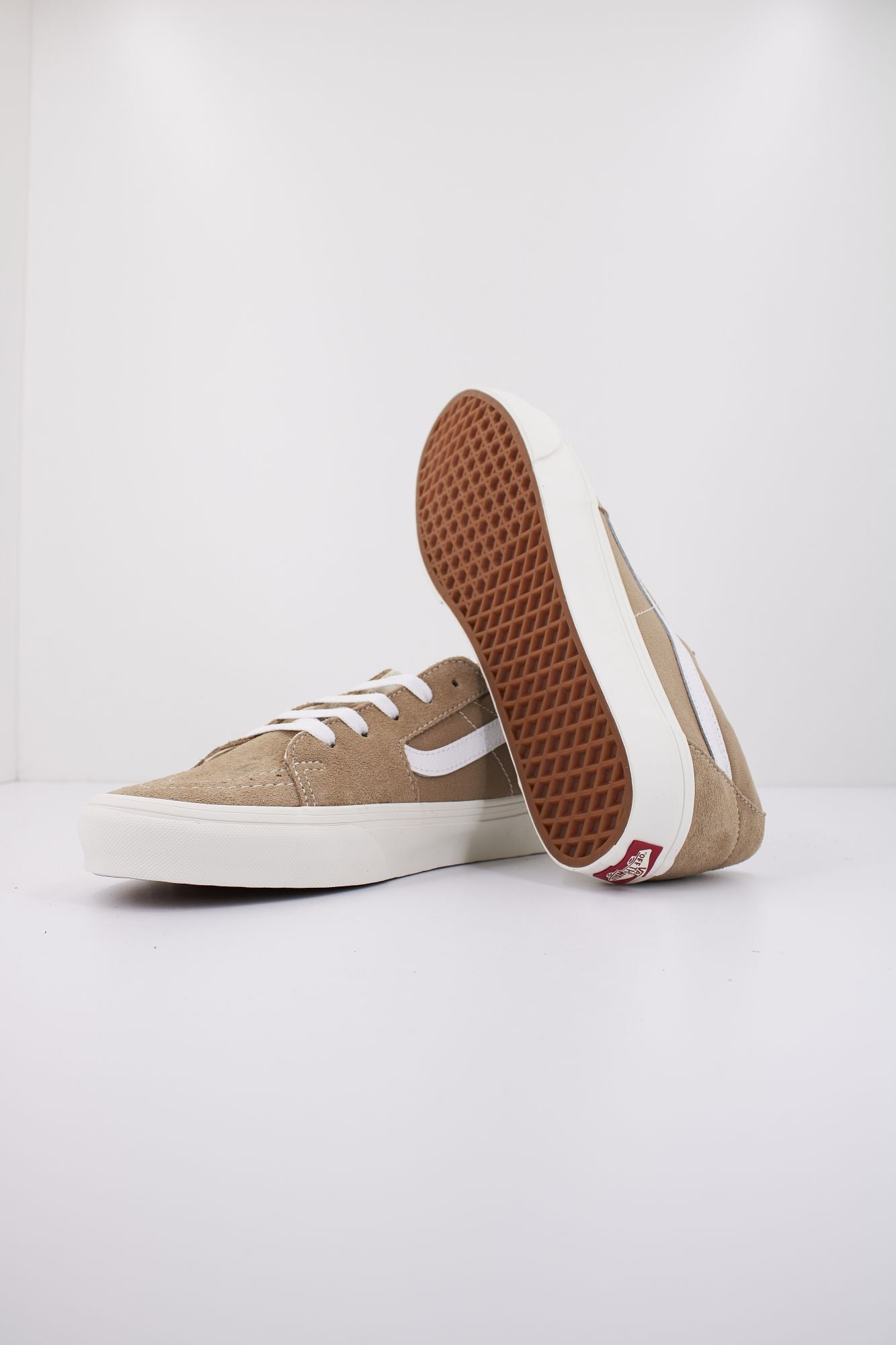 VANS SK8-LOW en color BEIS (4)