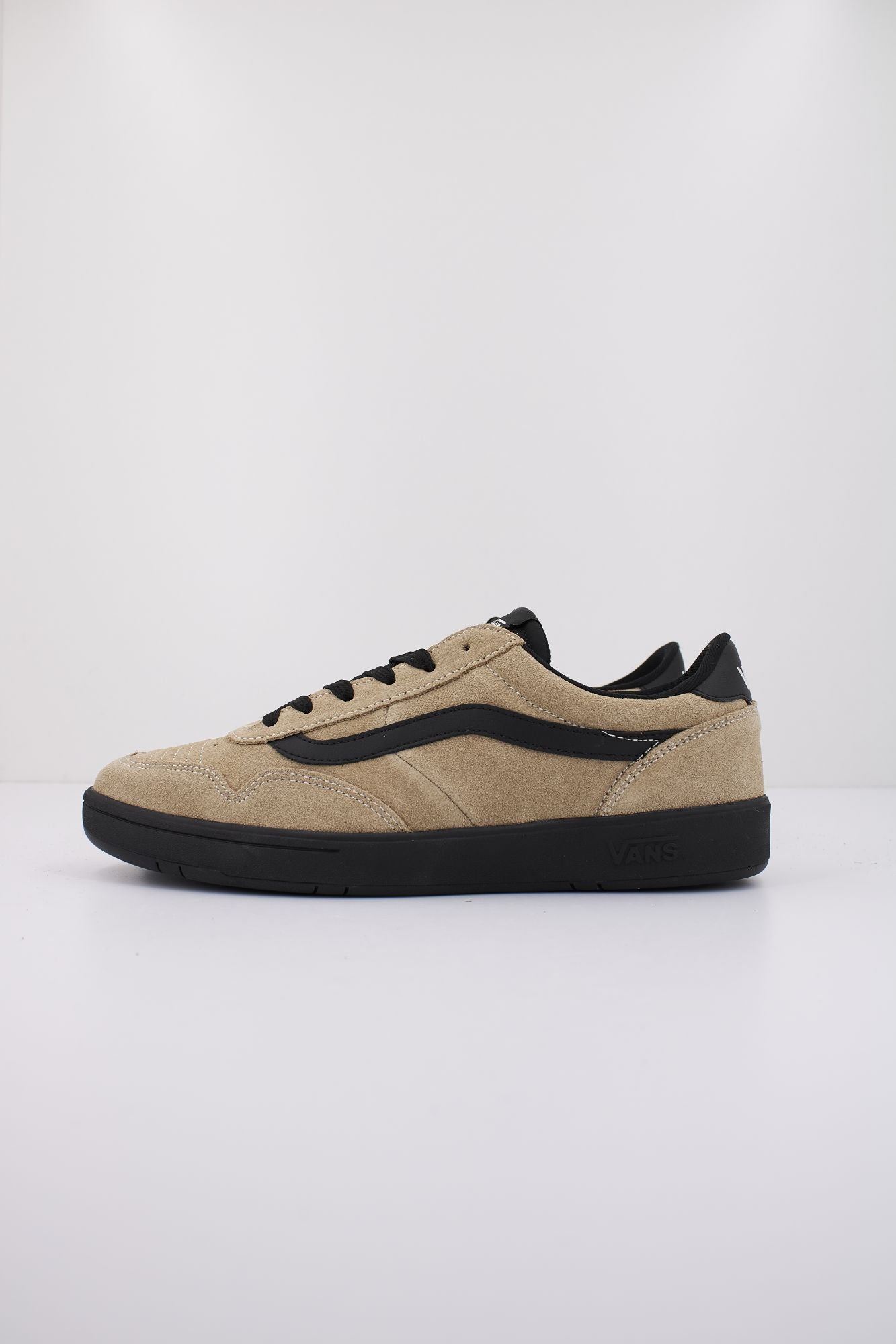 VANS CRUZE TOO CC en color BEIS (1)
